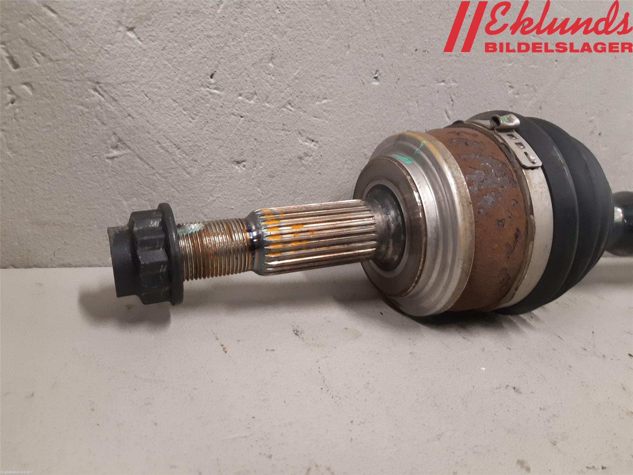 Toyota COROLLA 19- Drivaxel Fram Höger