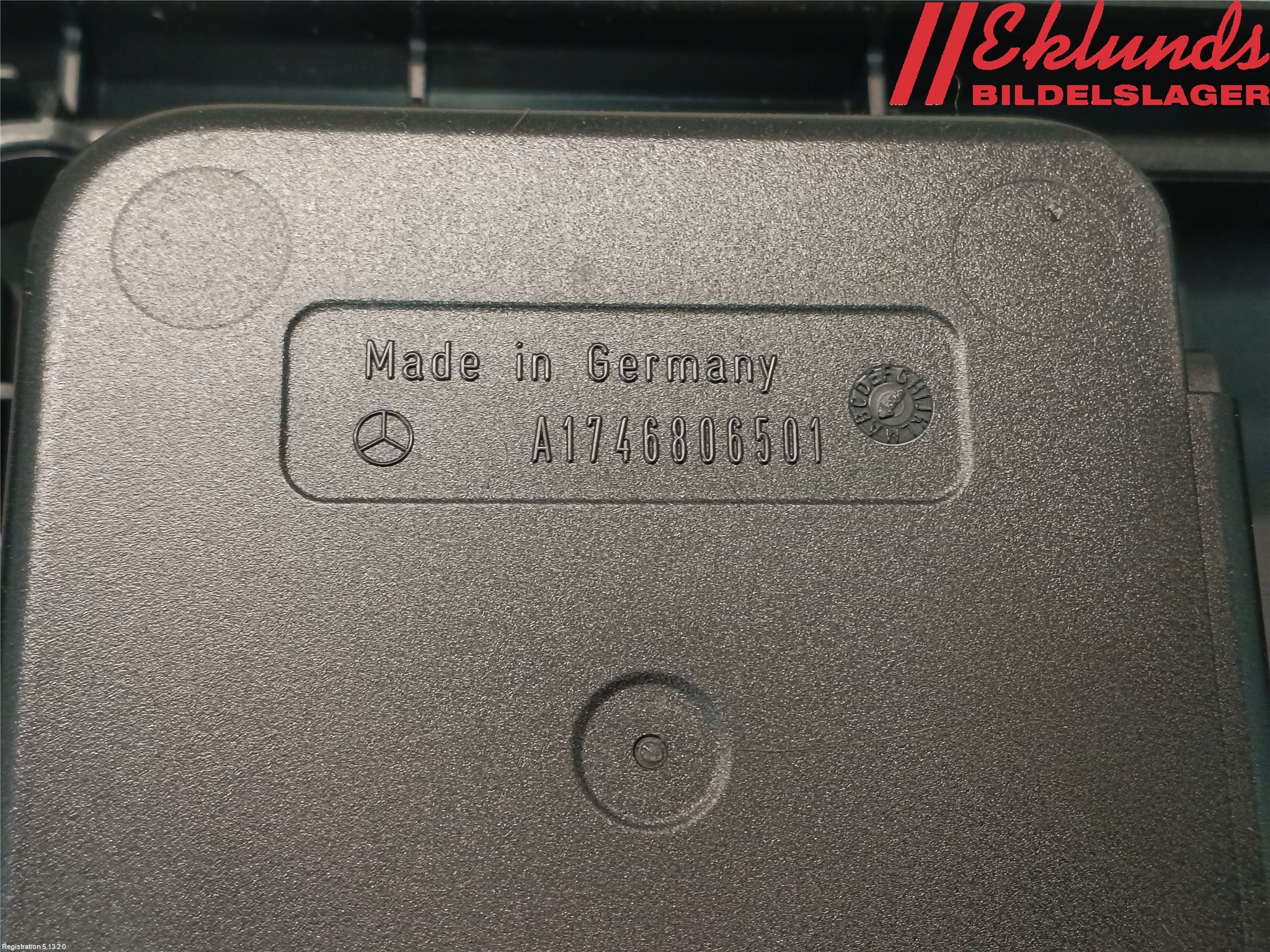 Mercedes-Benz MB CLA-KLASS (C118/X118) 19- Inredning Armstöd