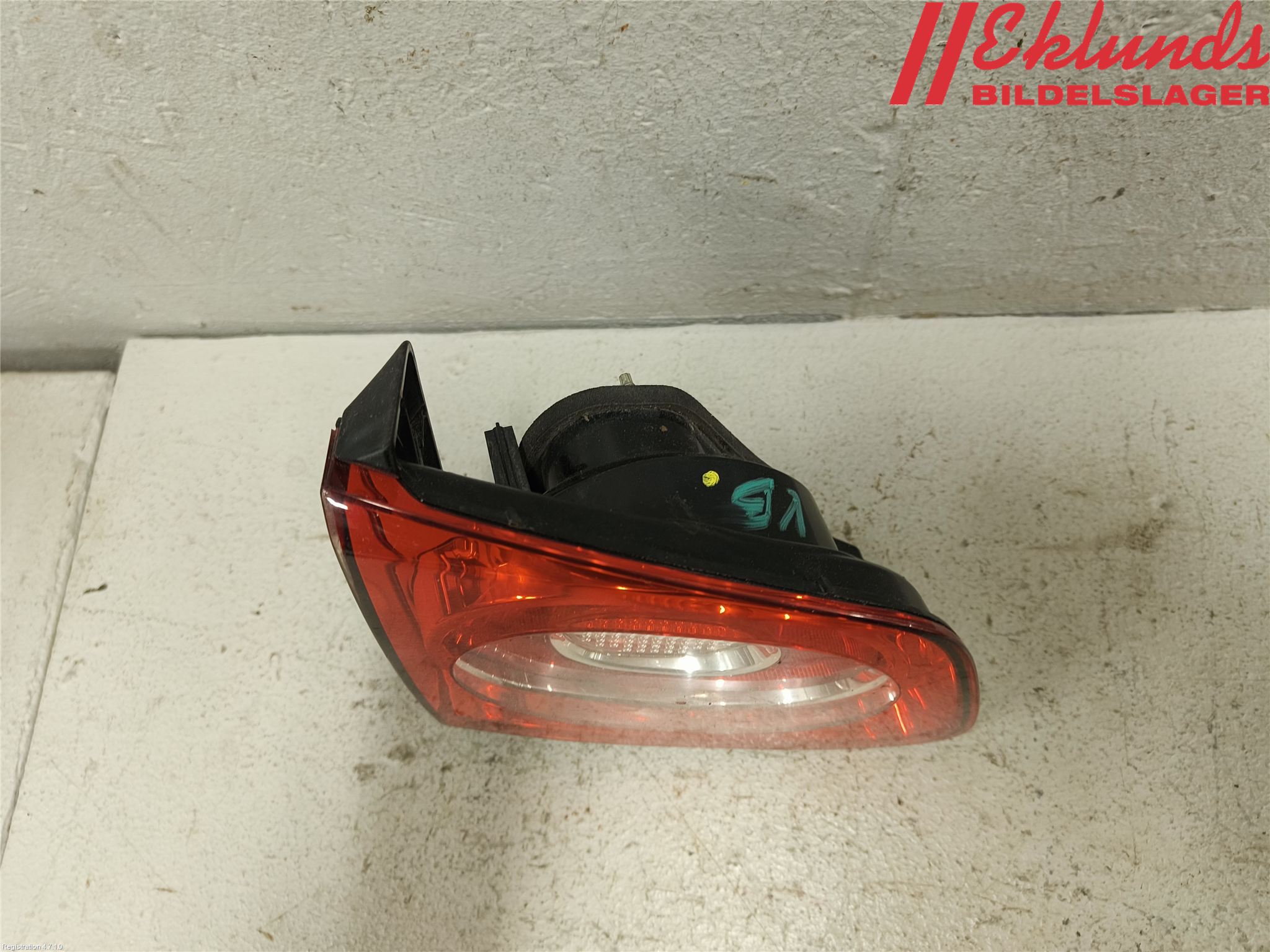 Volkswagen VW TIGUAN 07-16 Bakljus Lucka Vä