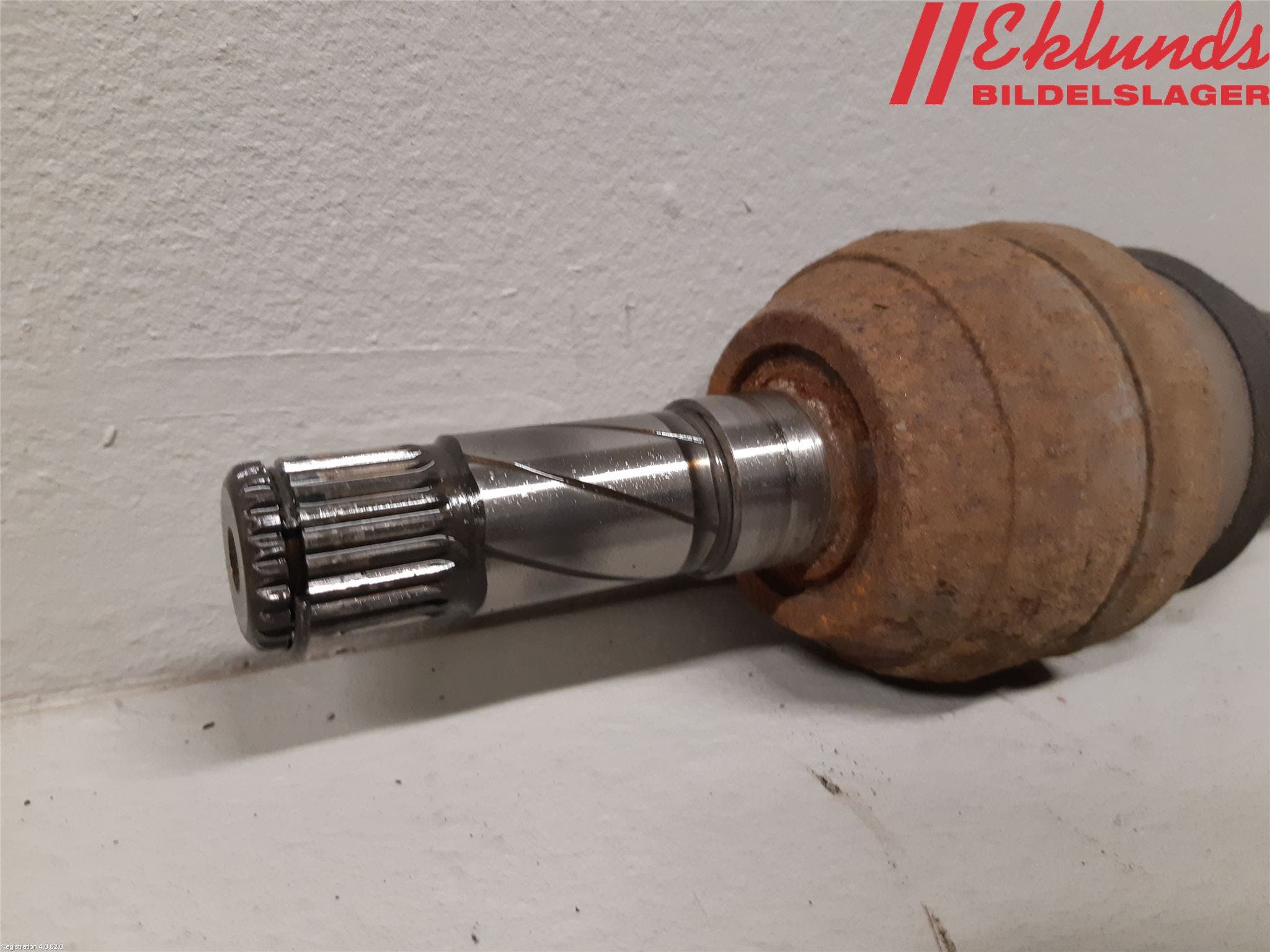 Volvo V40 12-19 Drivaxel Bak Vänster