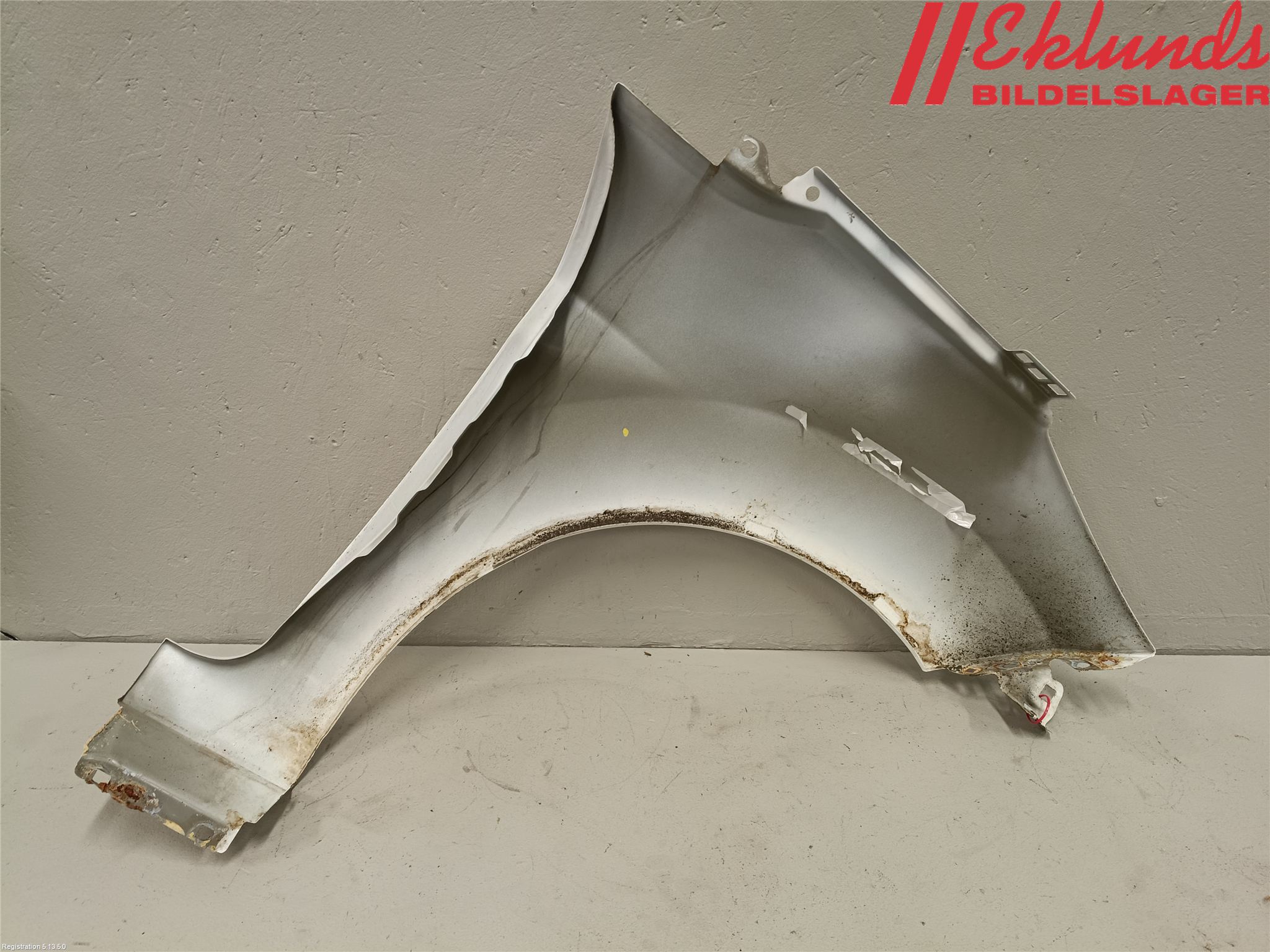 Ford FIESTA 13-17 Skärm Fram Vänster