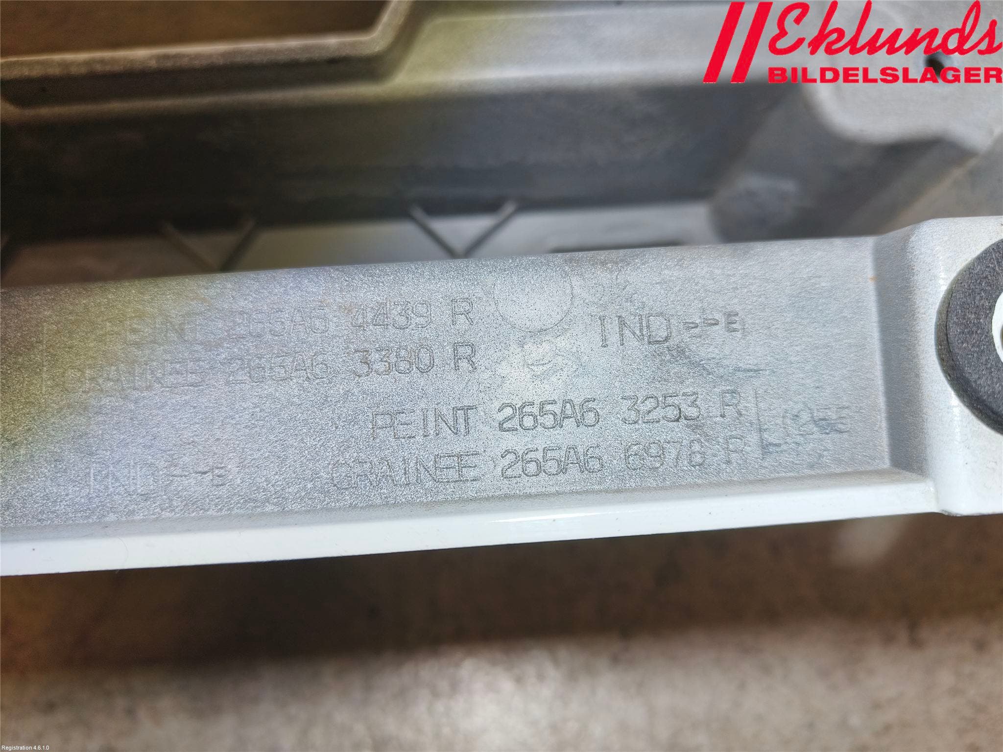 Nissan NV300 16-22 Bakljussarg