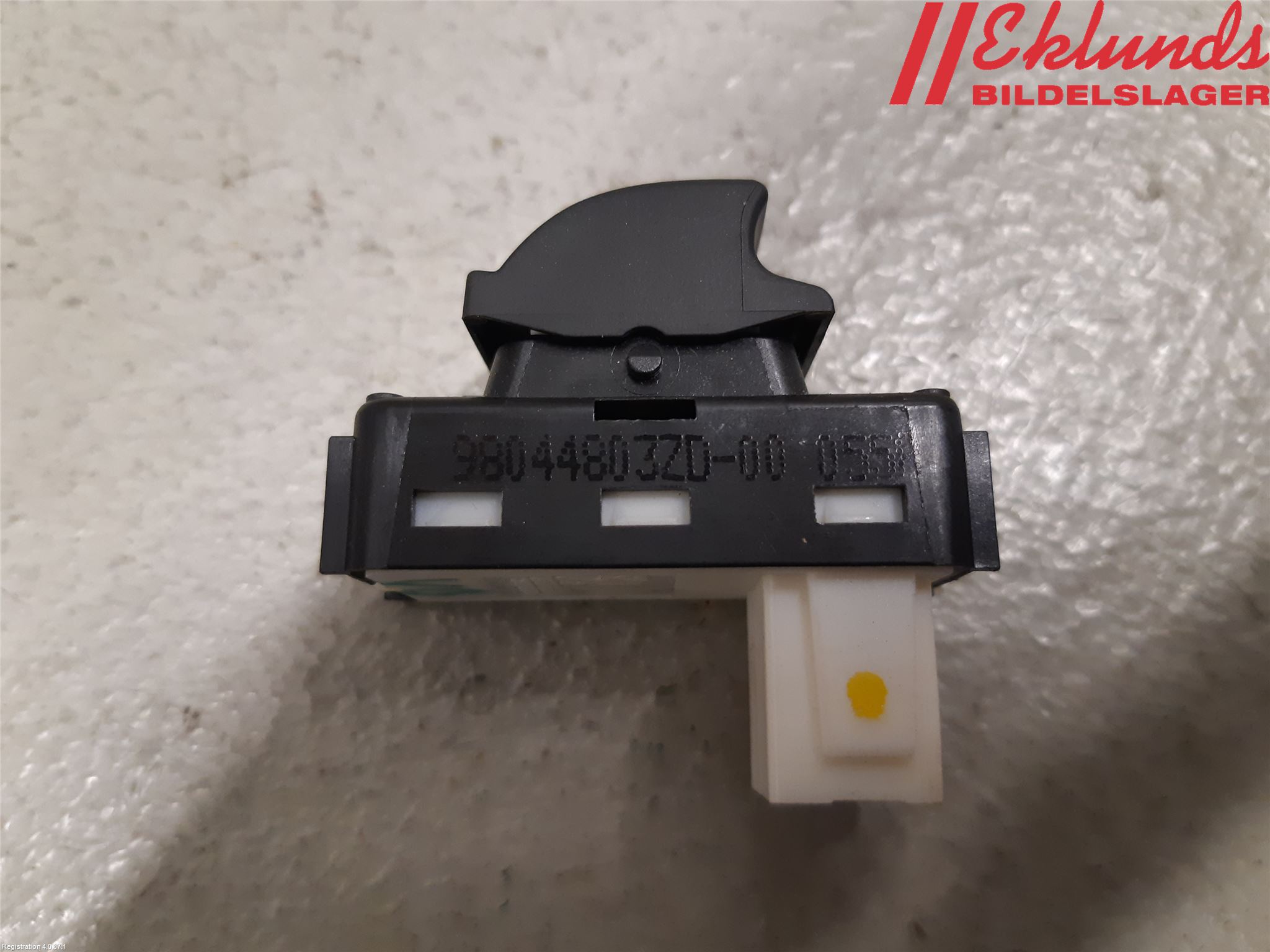 Peugeot 3008 17-24 Strömställare Elhiss