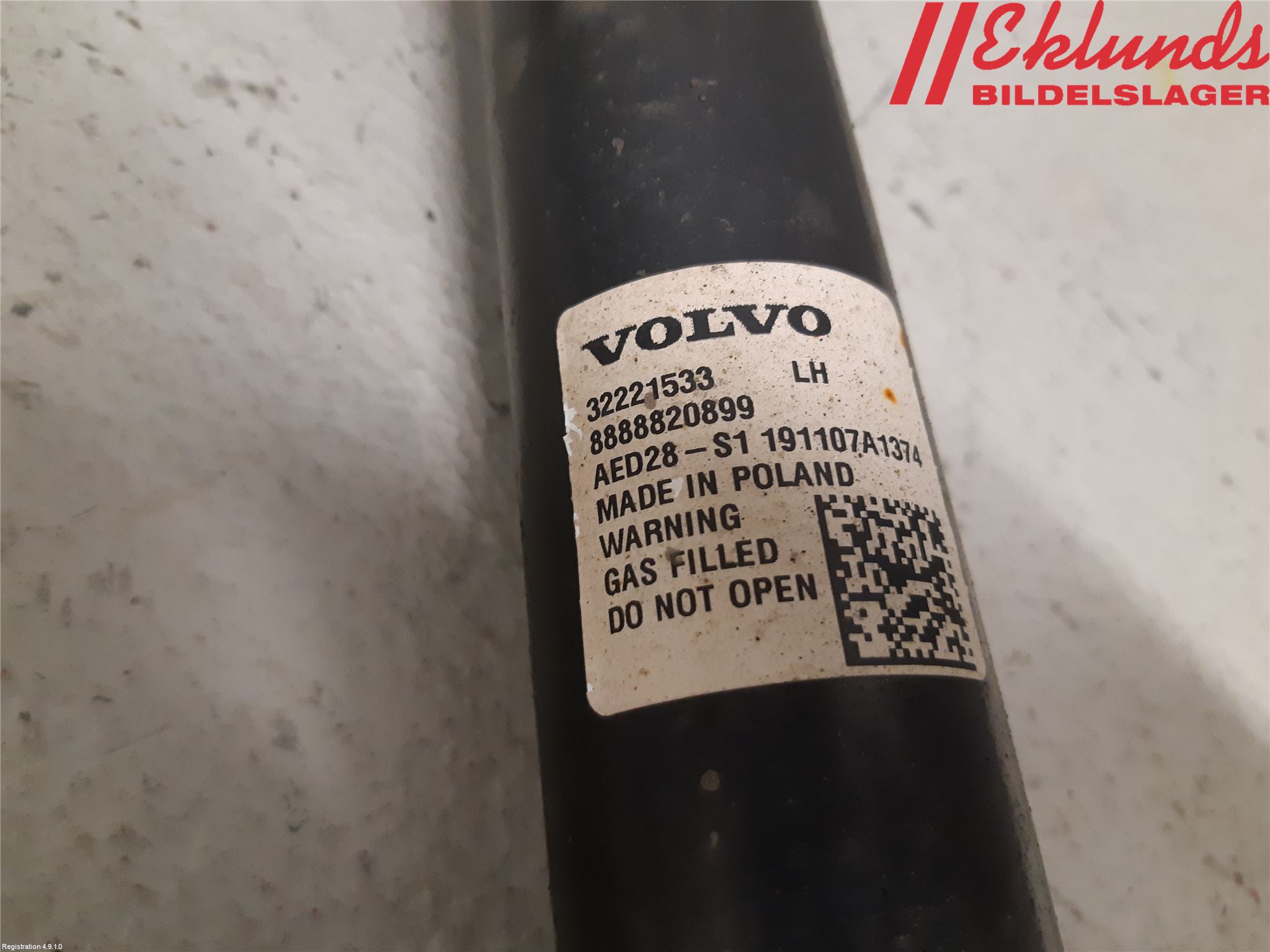 Volvo XC40/RECHARGE 18- Stötdämpare Bak