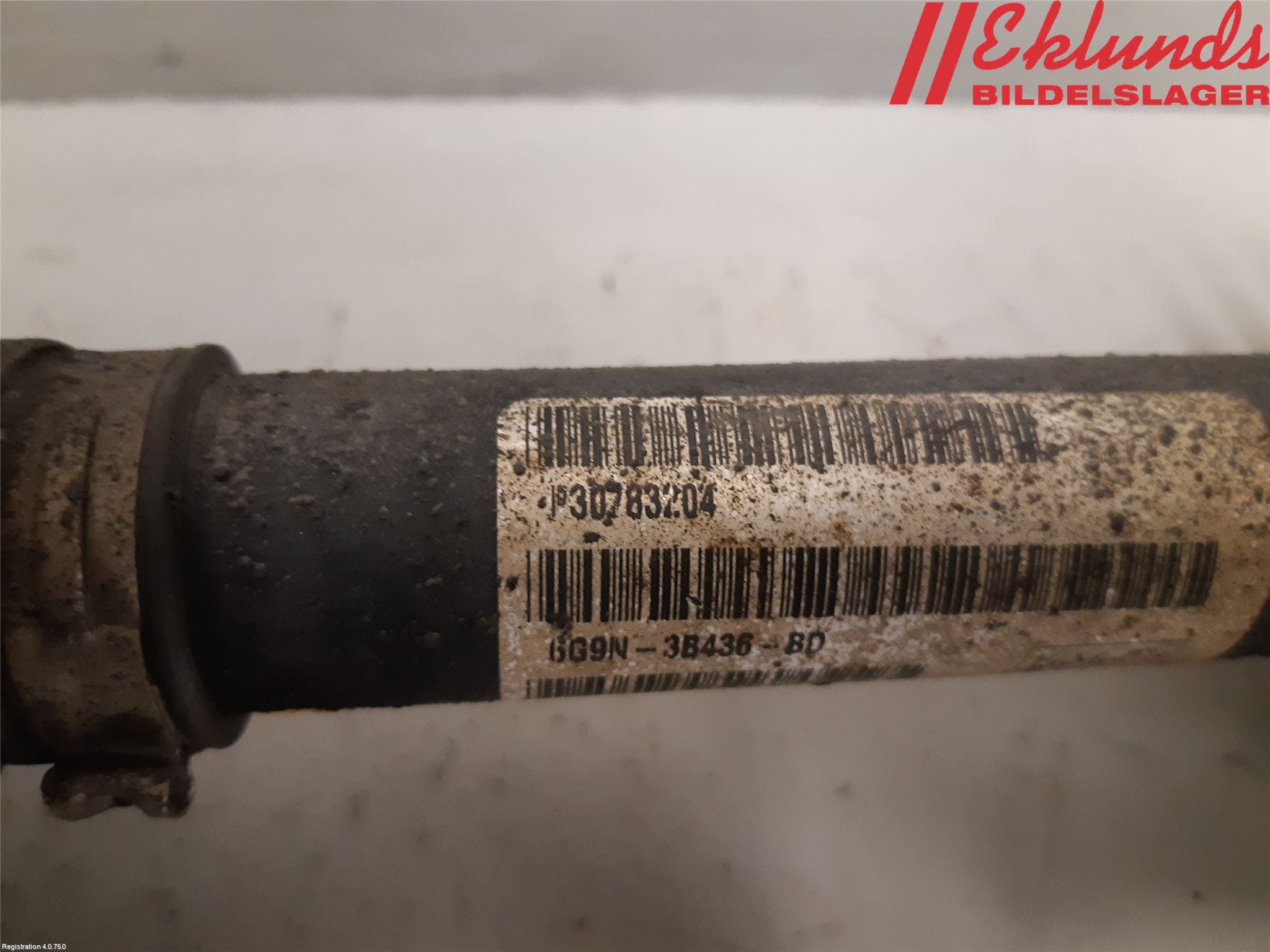 Volvo V70 08-13 Drivaxel Fram Höger