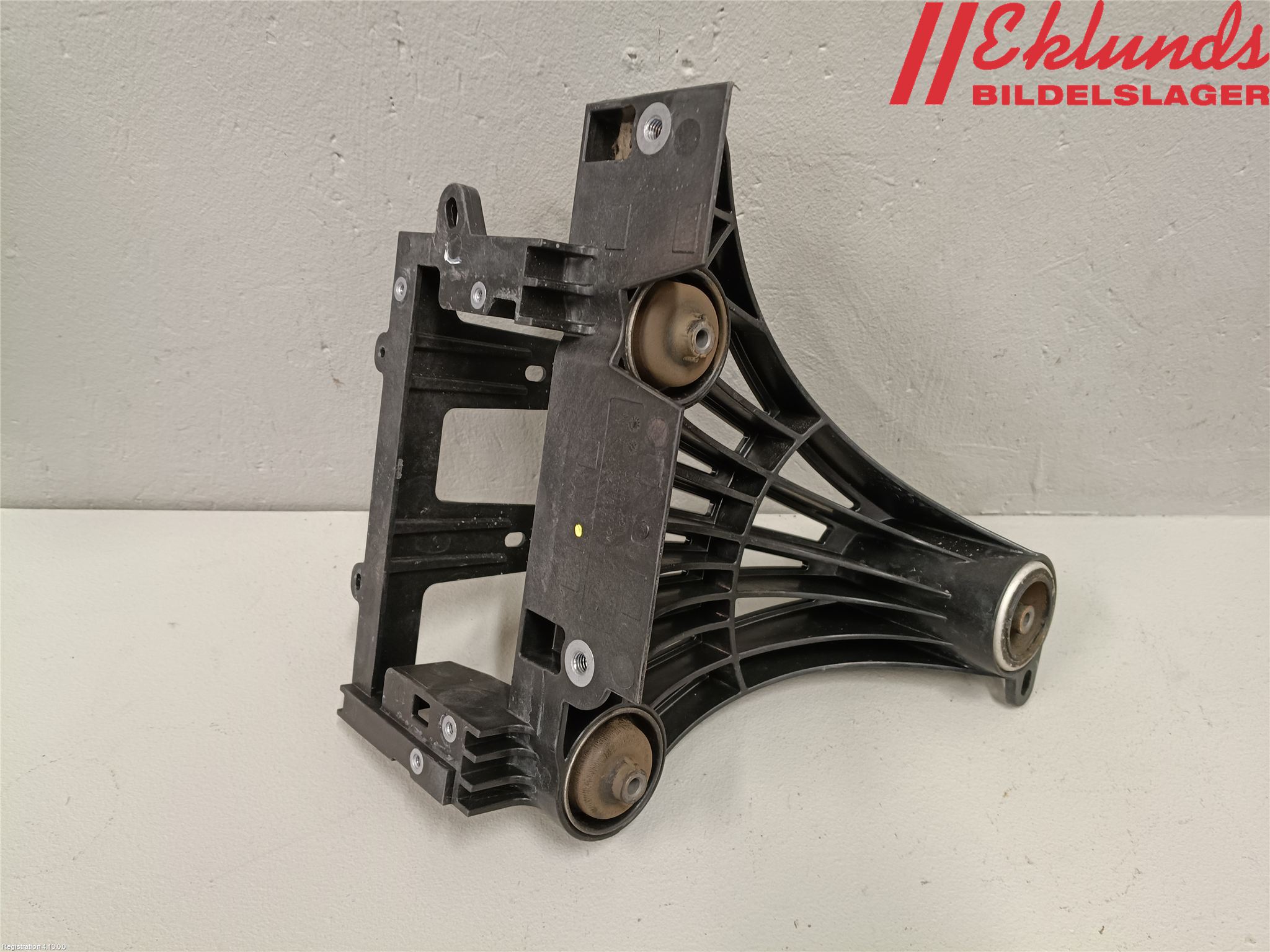 Tesla MODEL 3 17- Ac Kompressor-Fäste