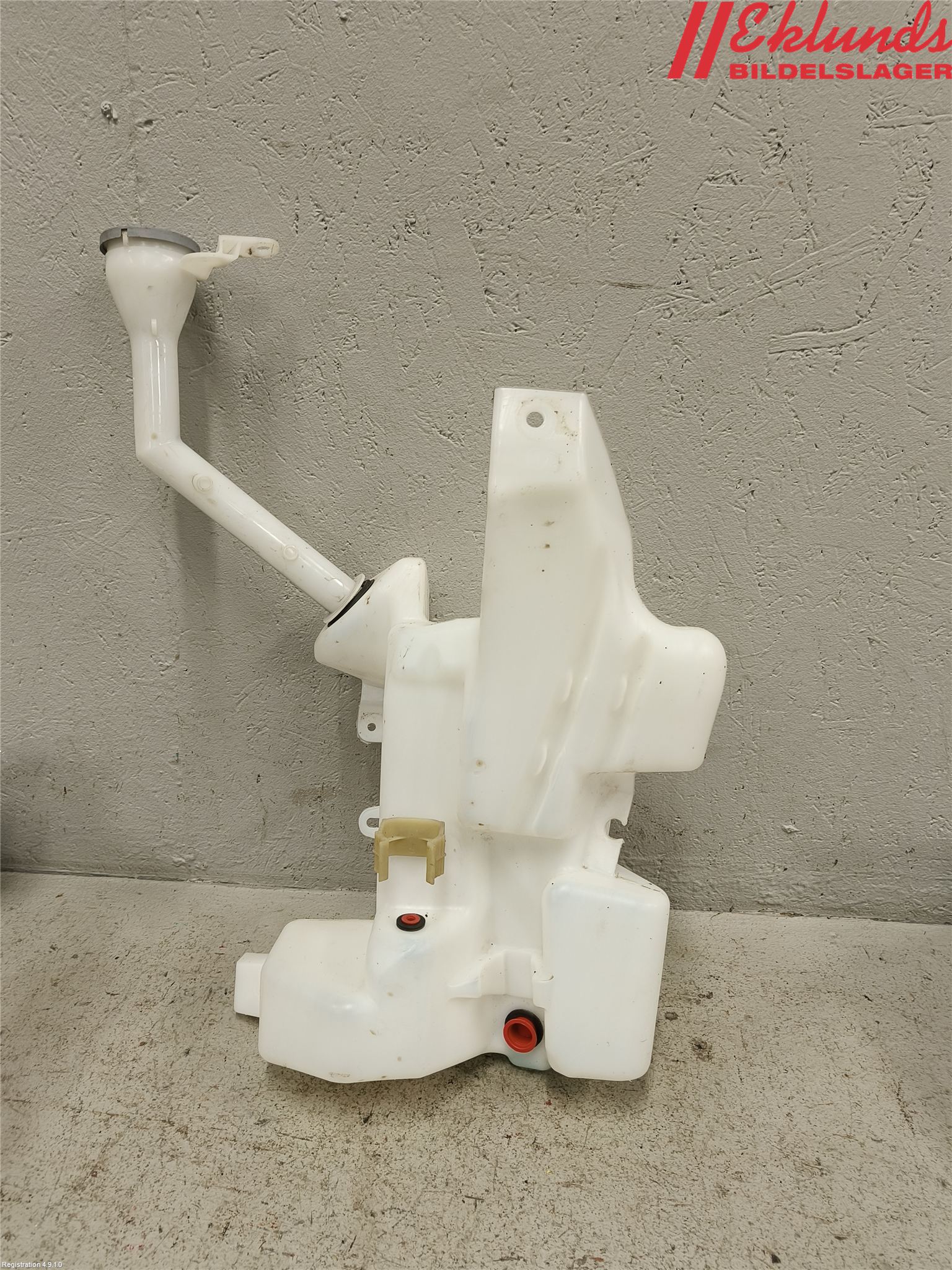 Nissan QASHQAI 14-17 Spolartank Vindruta