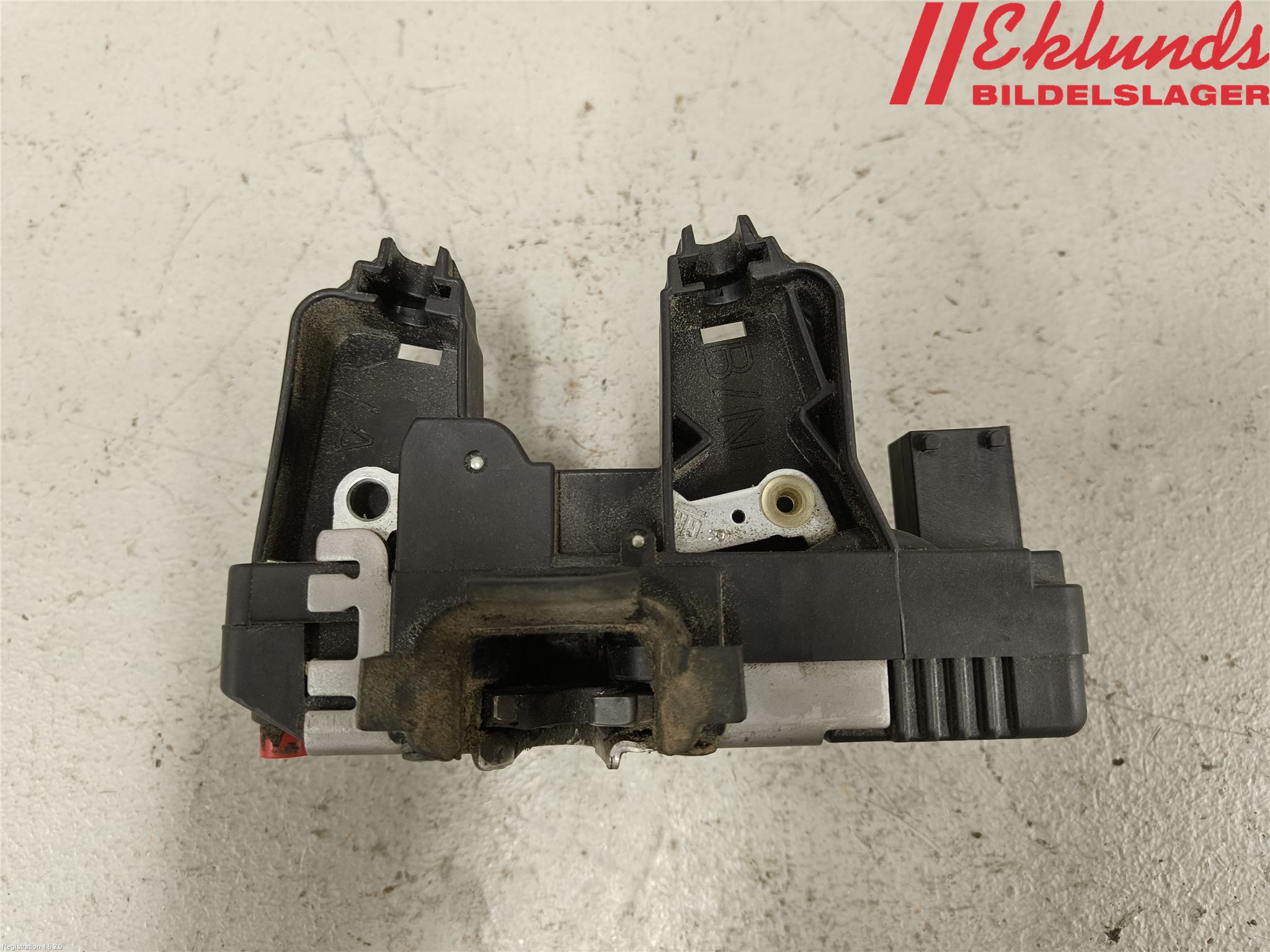 Opel VIVARO 01-14 Låskista-Dörrlås