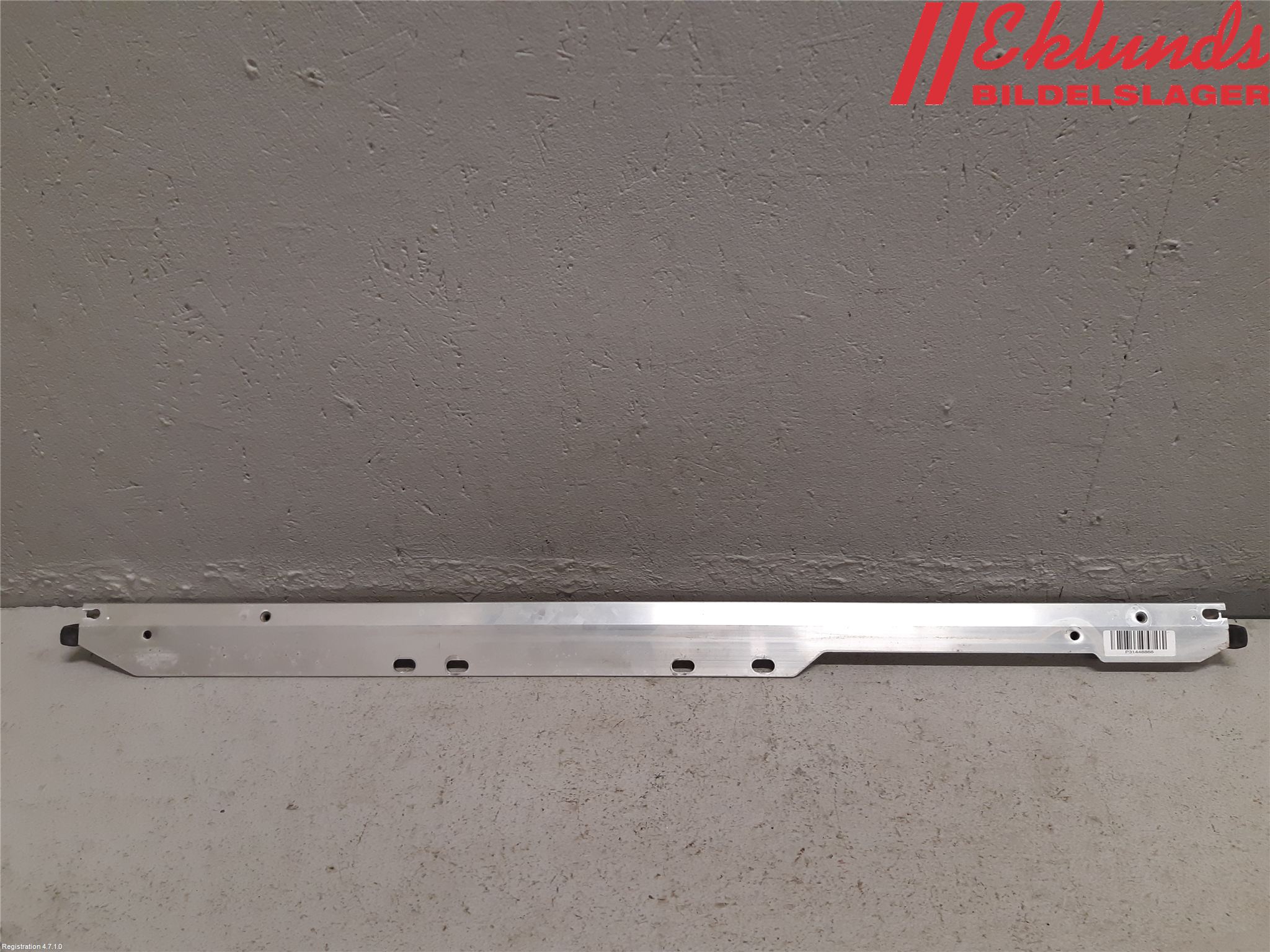 Volvo XC90/RECHARGE 16- Fjäderbensstag