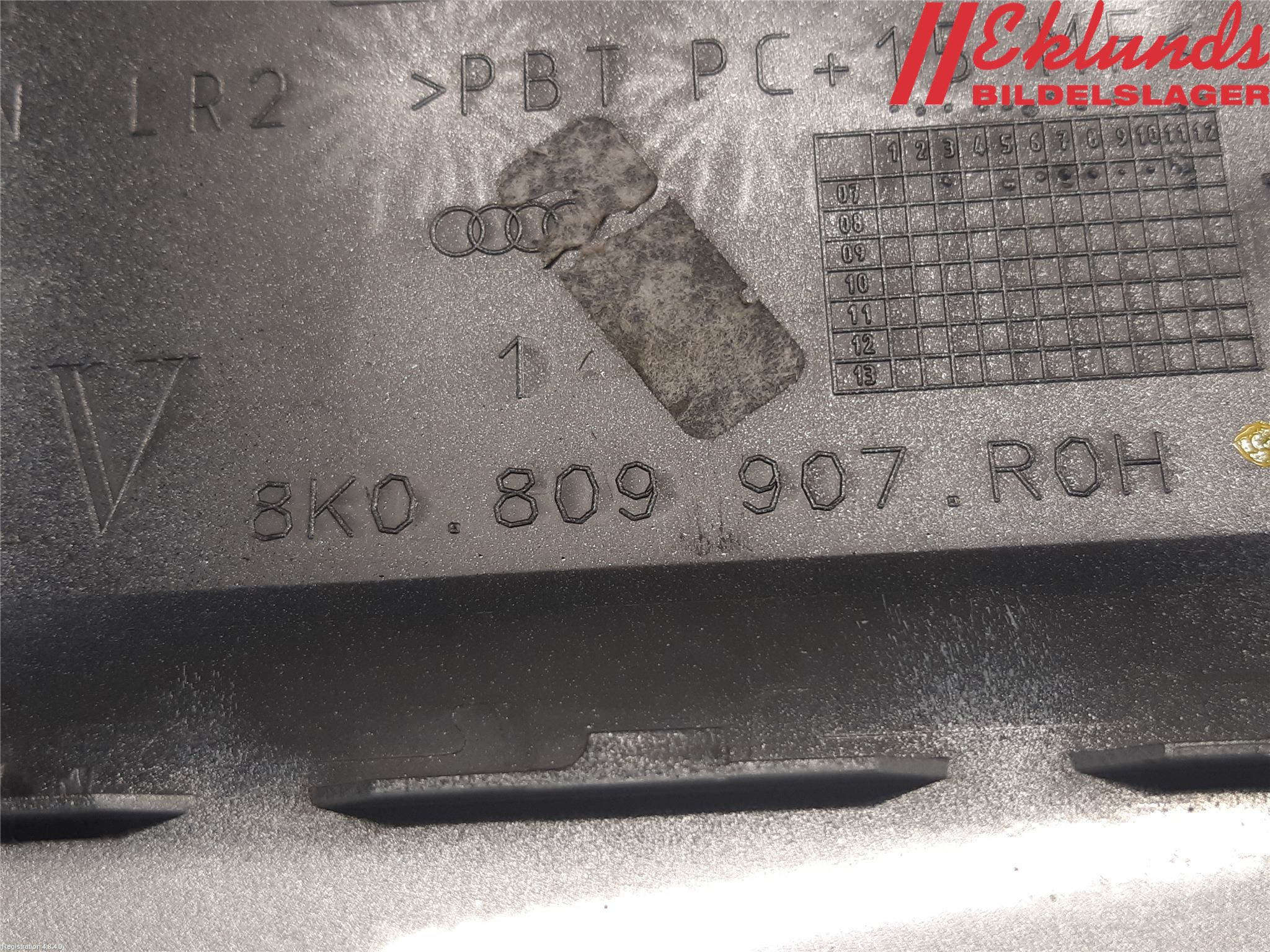 Audi A4/S4 08-11 Tanklucka