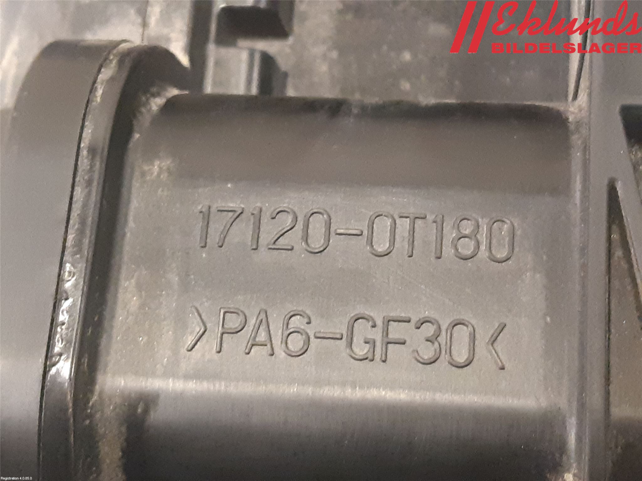 Toyota COROLLA 19- Grenrör Insug