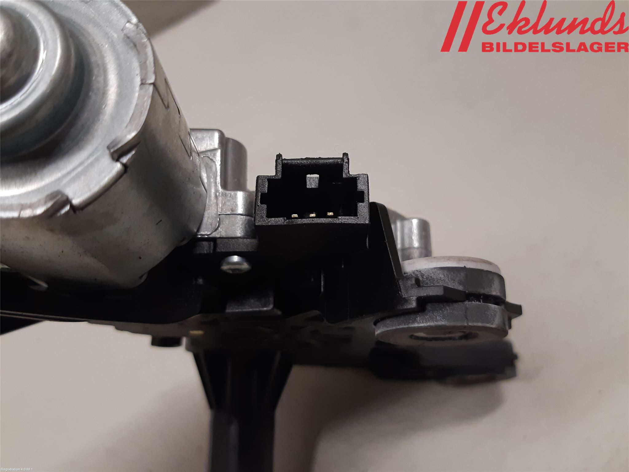 Dacia DUSTER 18-24 Torkarmotor Baklucka