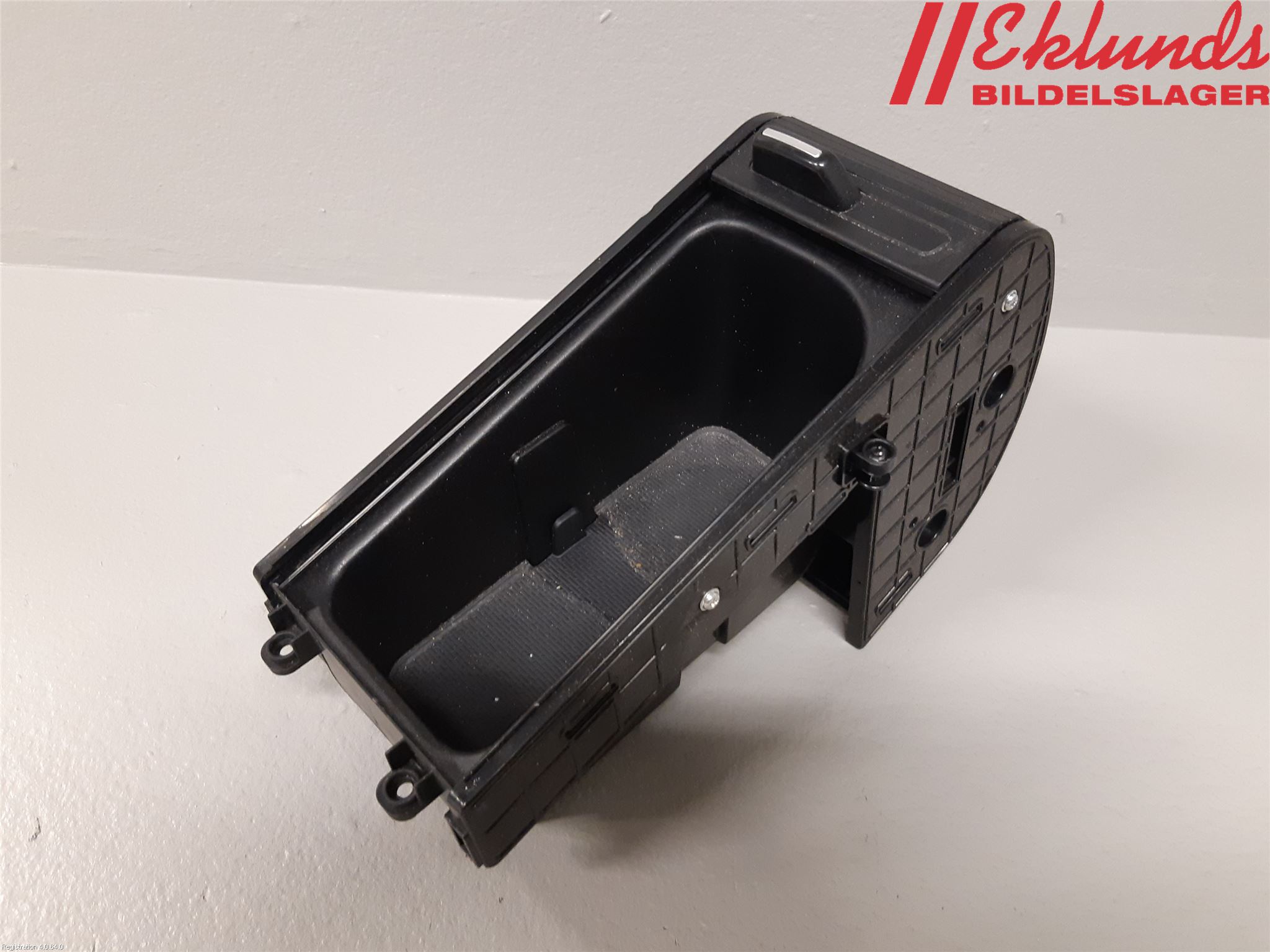 Hyundai i40 16-18 Mugghållare