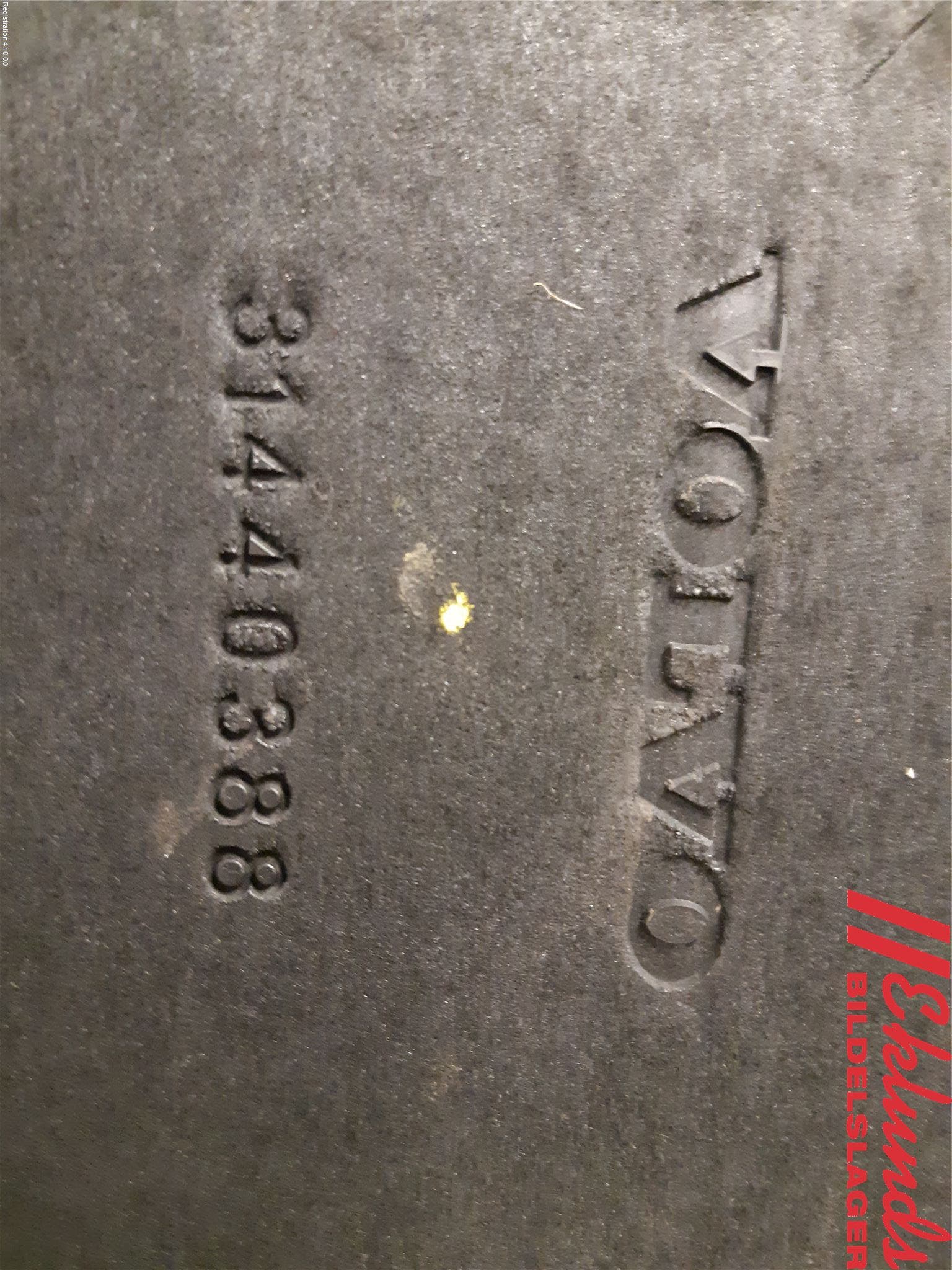 Volvo XC60 14-17 Hasplåt Plåt-Plast