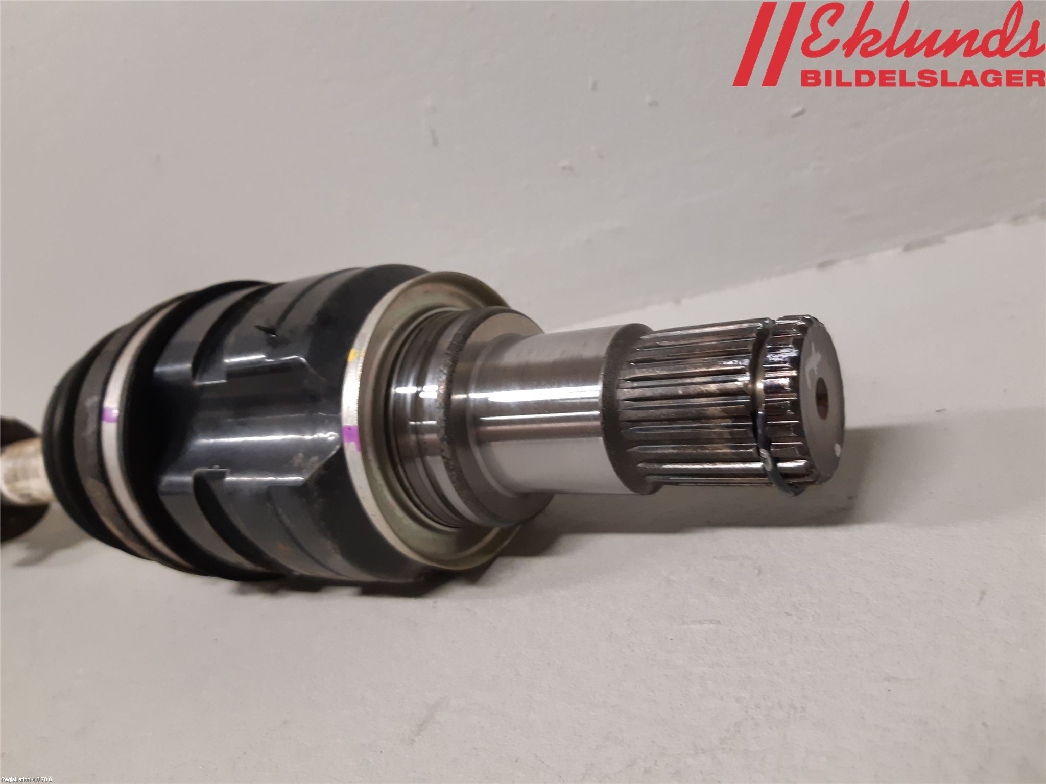 Toyota AURIS 13-19 Drivaxel Fram Vänster