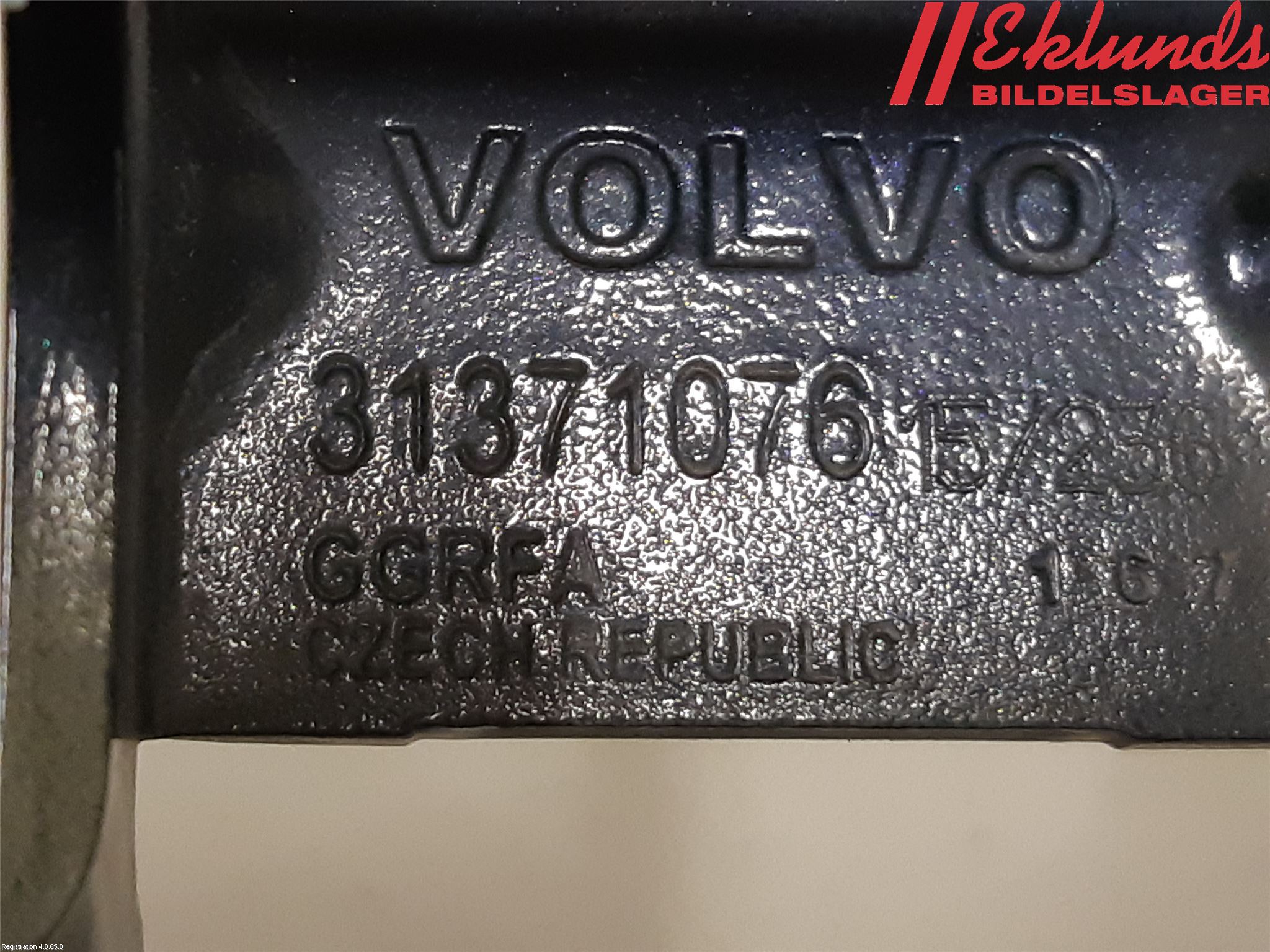 Volvo XC90/RECHARGE 16- Bakluckegångjärn Hö