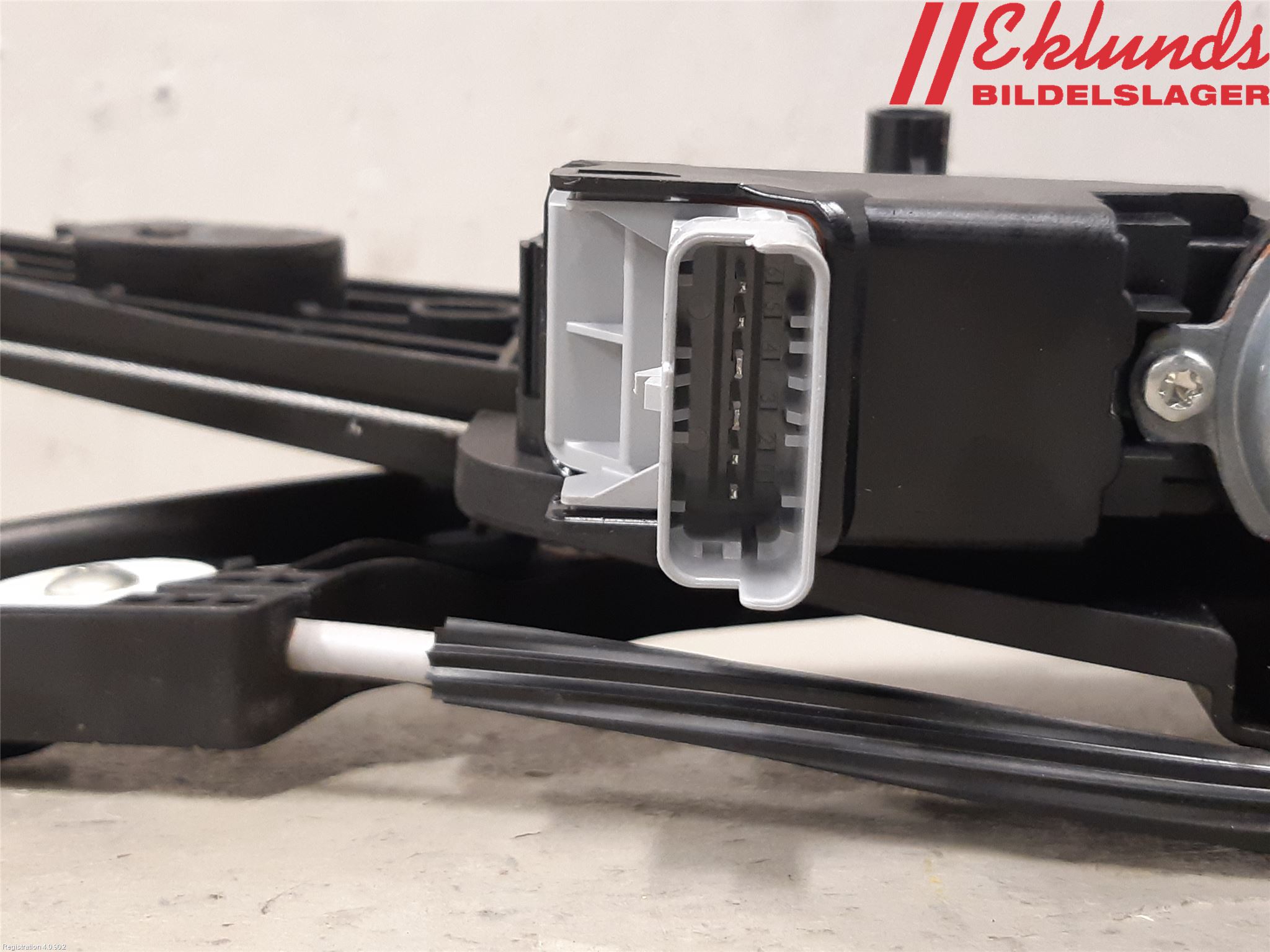 Peugeot 2008/E-2008 20- Fönsterhiss El Kompl