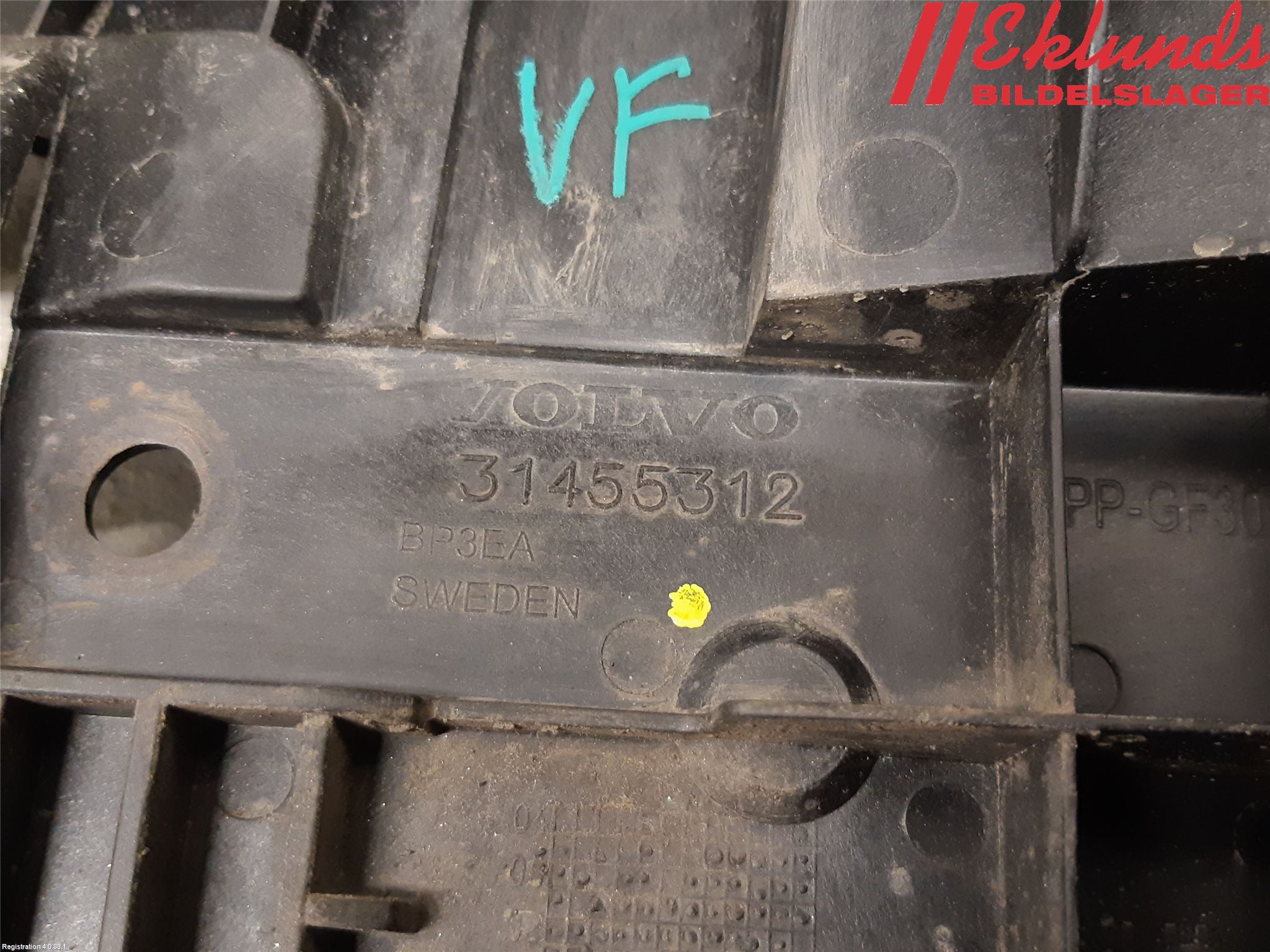 Volvo S80 07-13 Stötfångarfäste Fram Vä