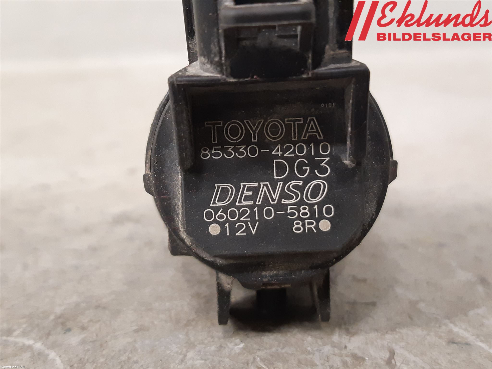 Toyota RAV4 13-18 Spolarpump Vindruta