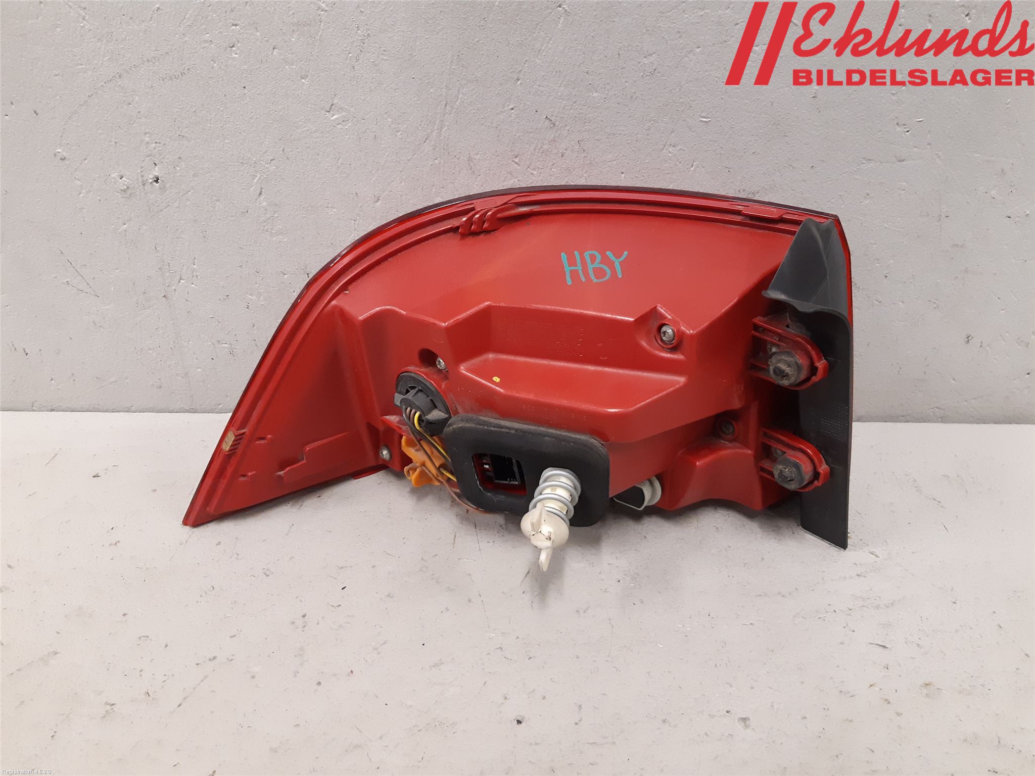 Volkswagen VW PASSAT 11-14 Bakljus Höger