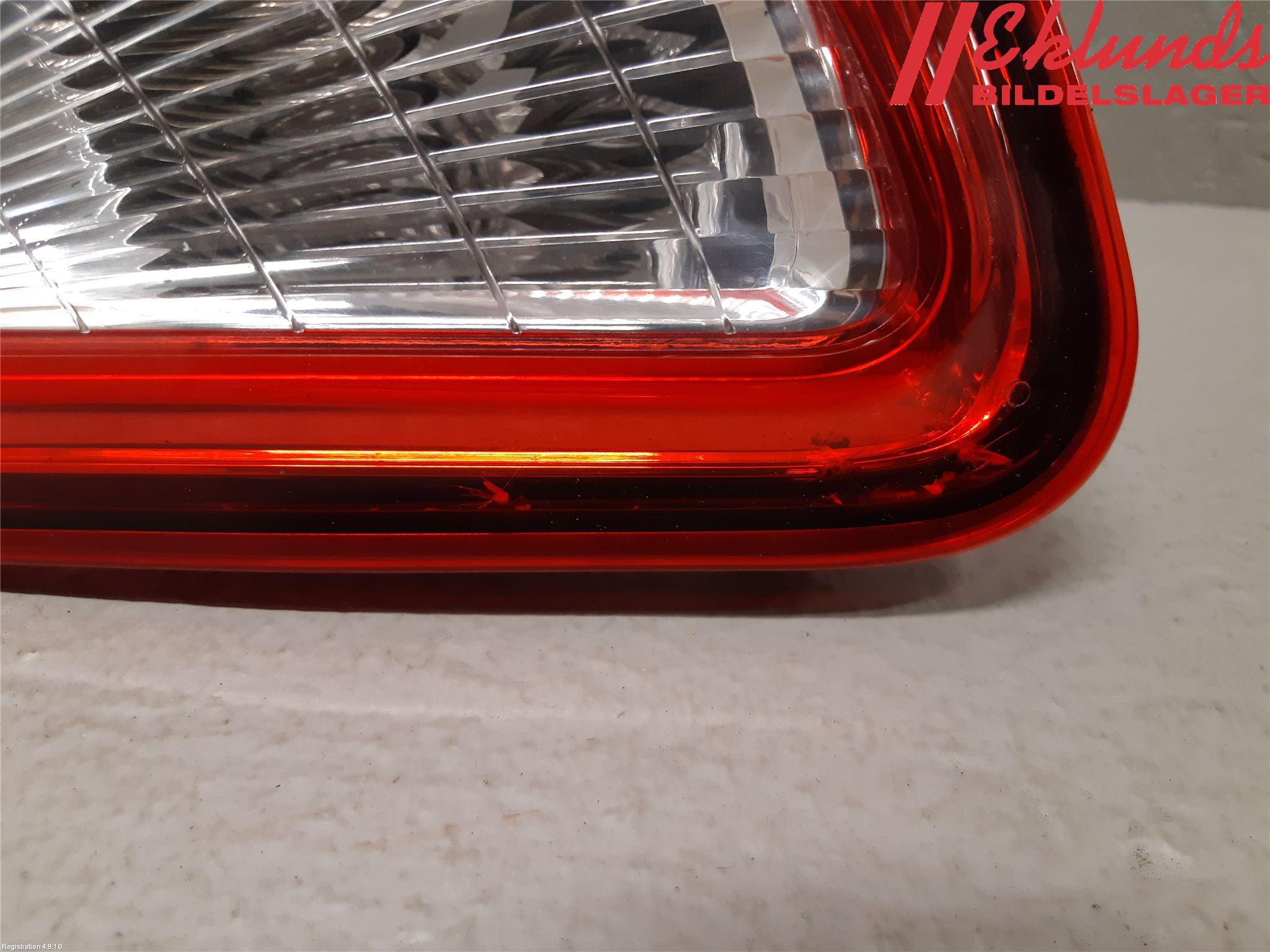 Nissan QASHQAI+2  10-14 Bakljus Lucka Vä