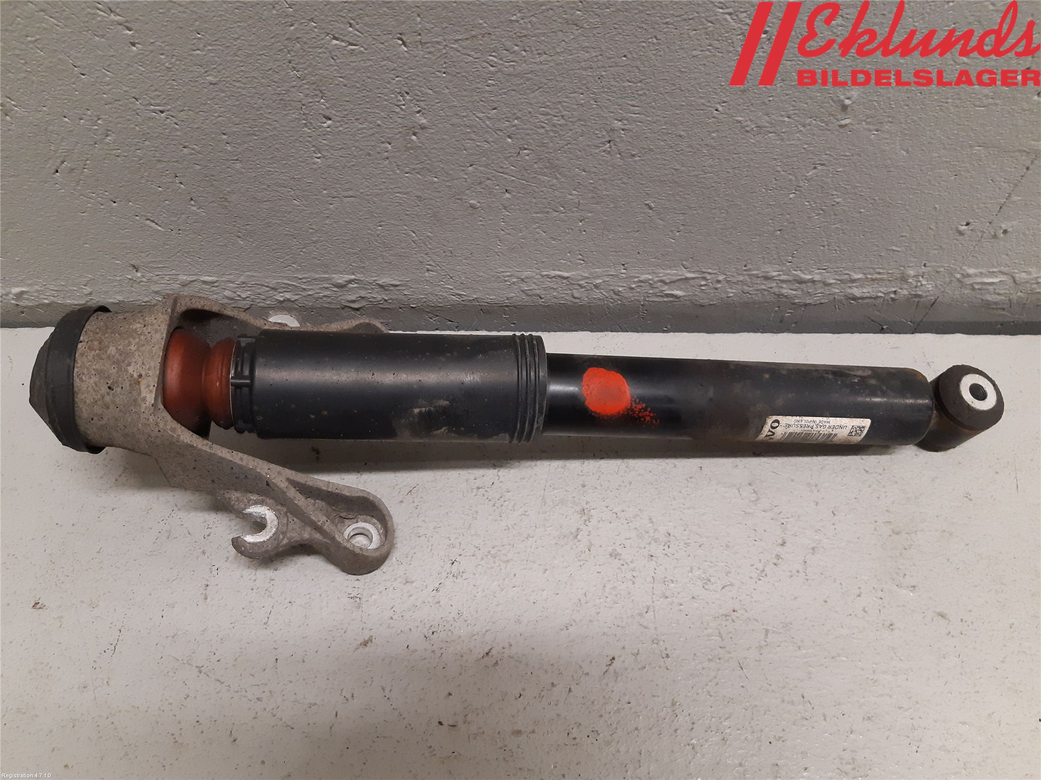 Volvo S90 17->> Stötdämpare Bak