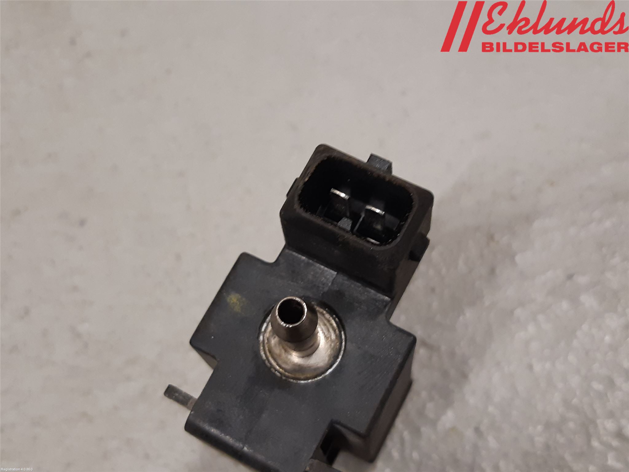 Kia STONIC 18->> Vakuumventil