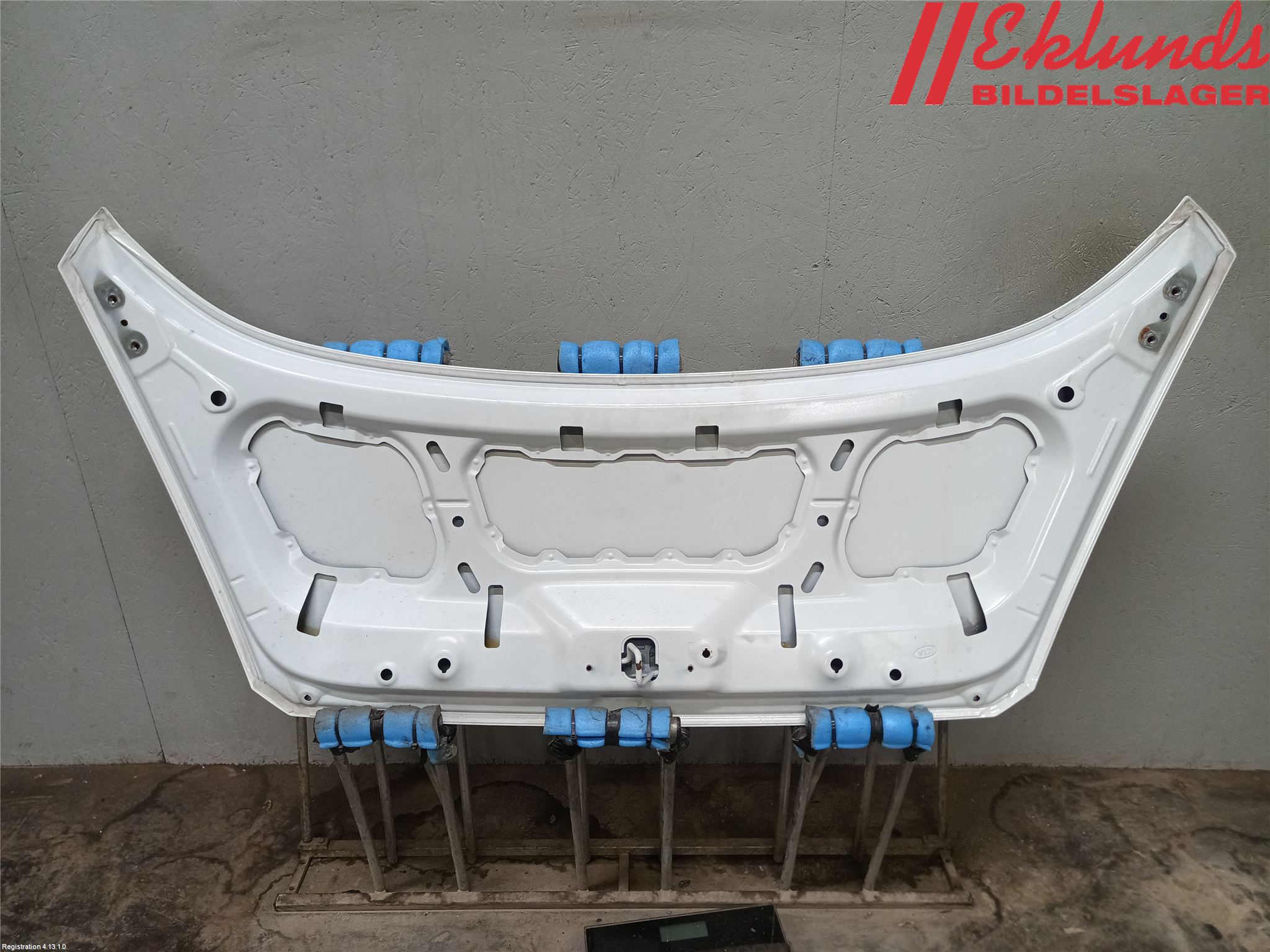 Kia VENGA 10-19 Huv Fram