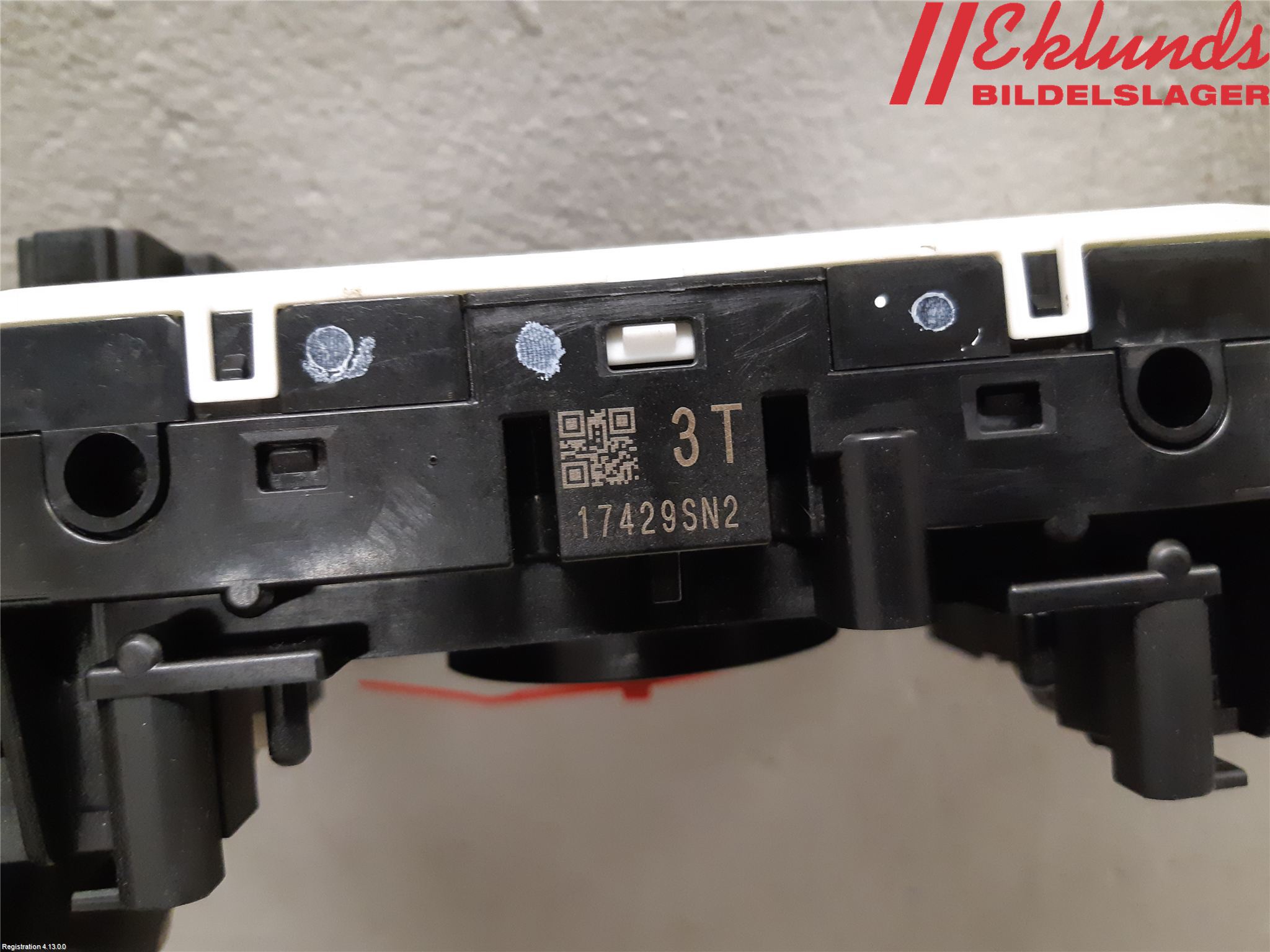 Nissan X-TRAIL 14-21 Spakcentral