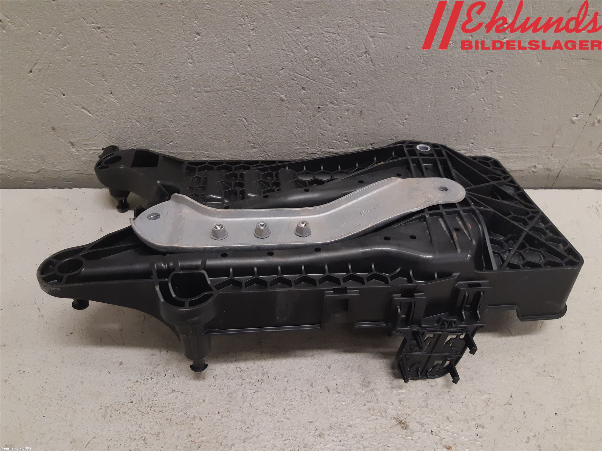 Volkswagen VW CADDY 21- Batterilåda-Fäste-Hållare
