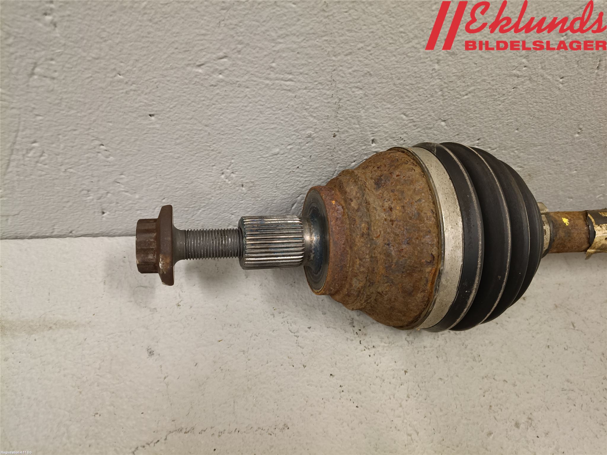 Audi A3/S3 8V 13-20 Drivaxel Fram Vänster