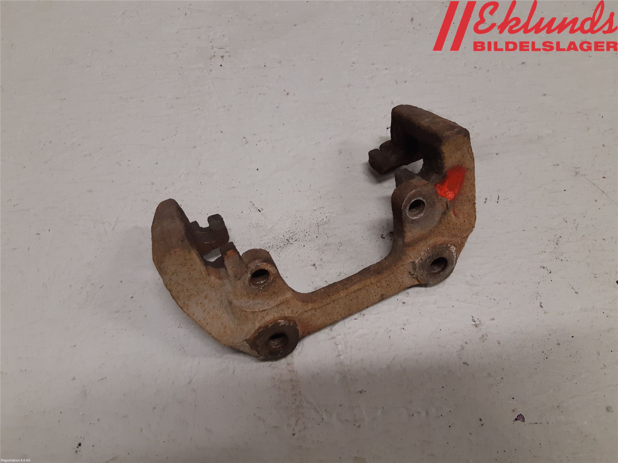 Volvo S60 05-10 Bromsokshållare