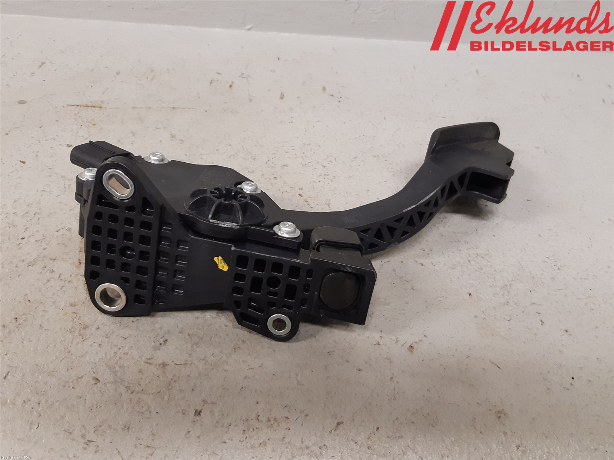 Toyota VERSO-S 11-16 Gaspedal