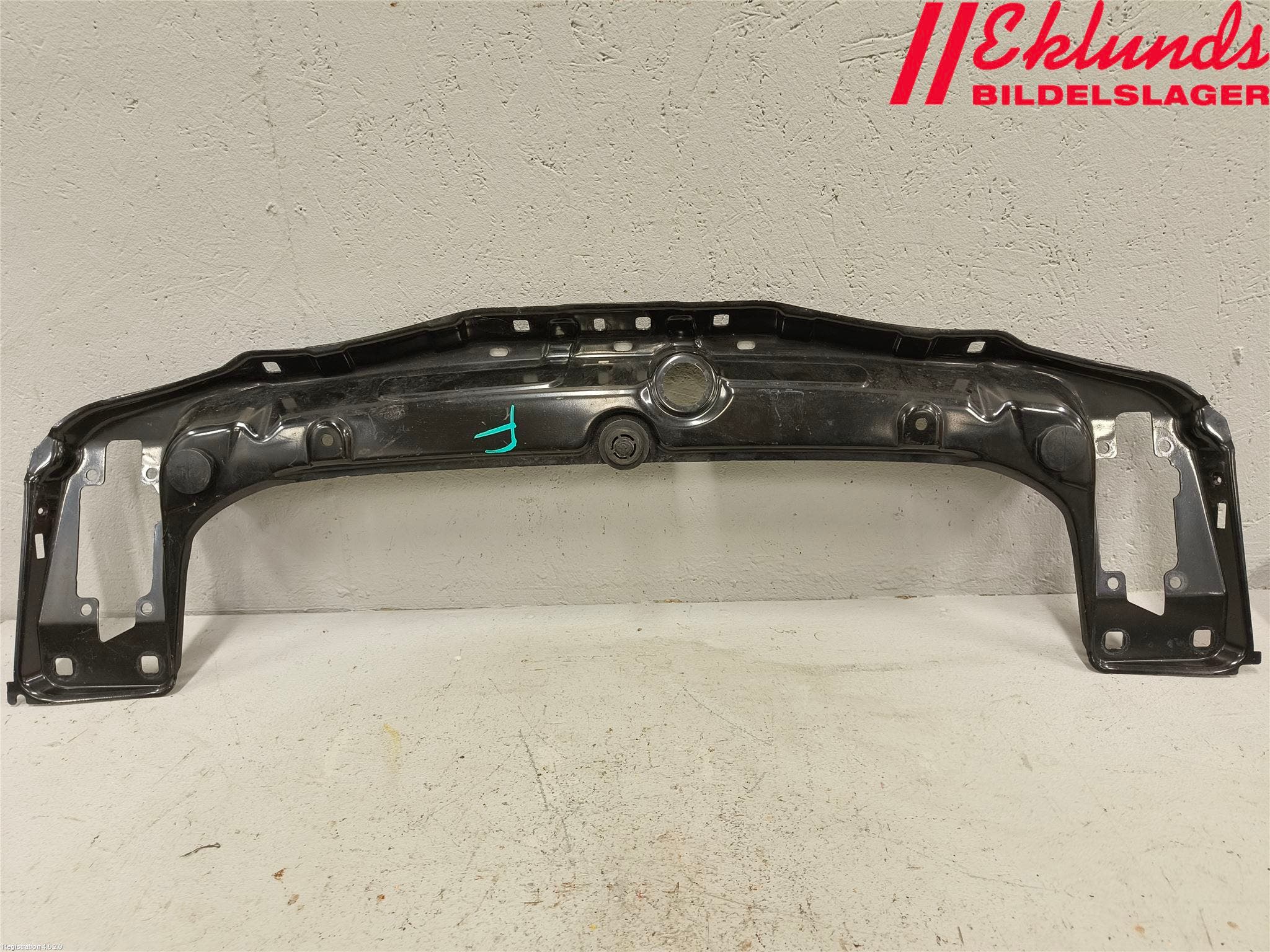 BMW 3 GT F34 13-19 Frontplåt Övre