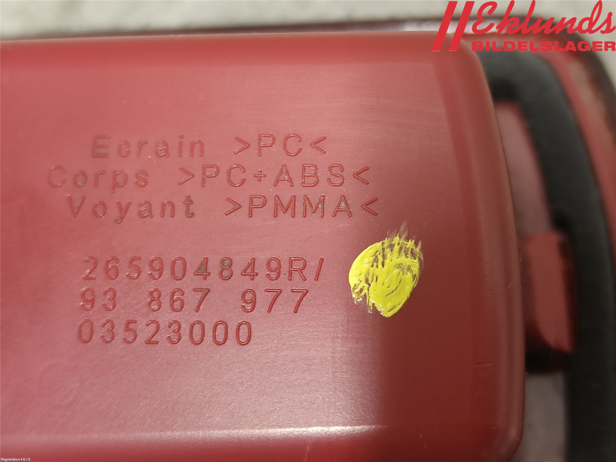 Renault TRAFIC/E-TECH 15- Bromsljus Bakruta