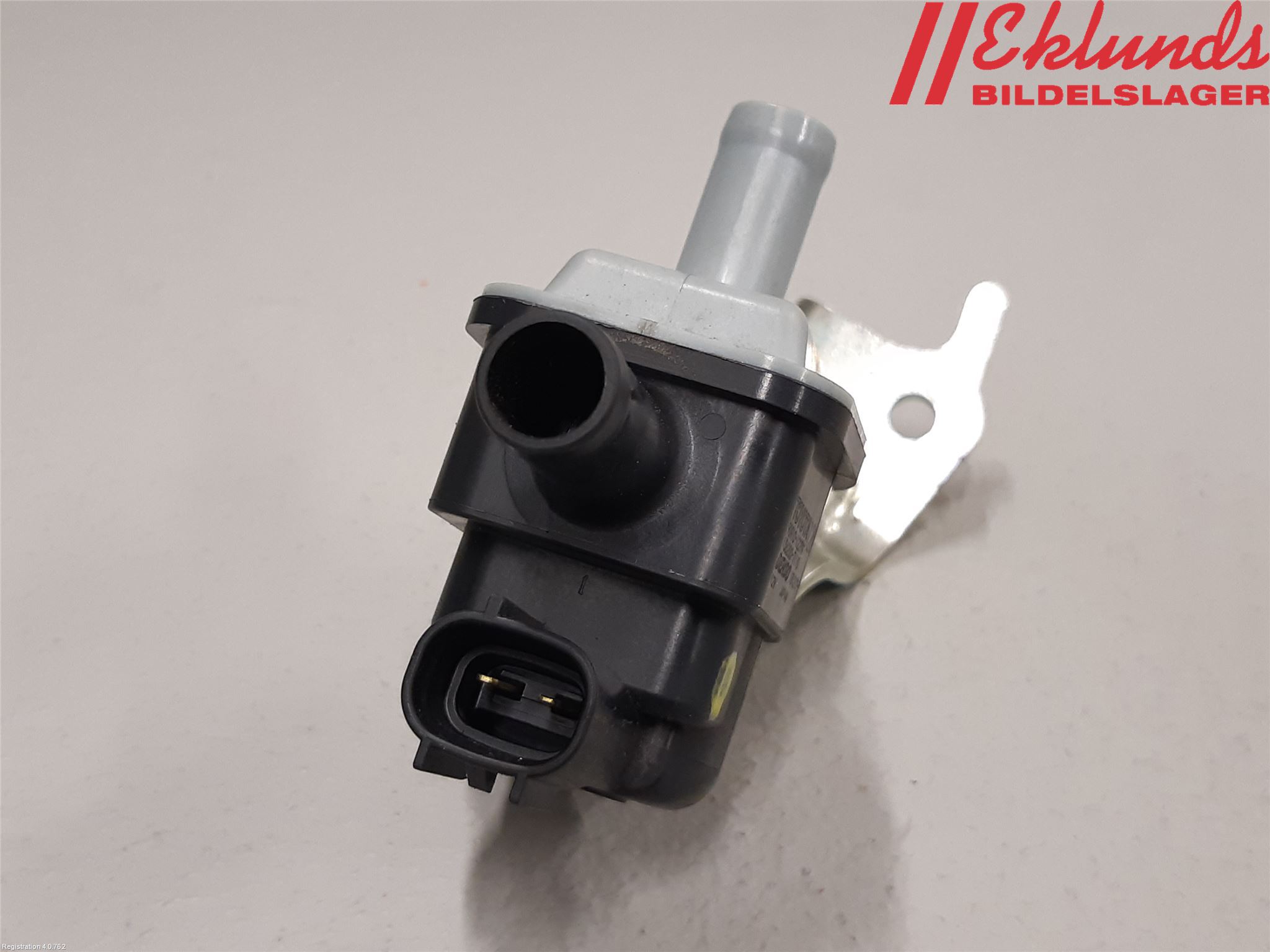 Toyota COROLLA 19- Vakuumventil