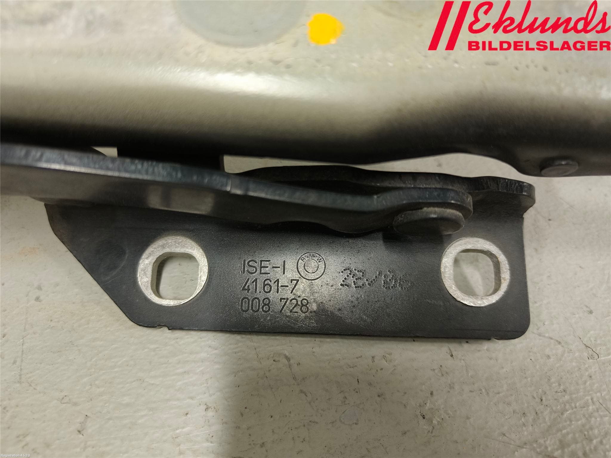 BMW 5 E60/61 Sed/Tou 02-10 Huvgångjärn