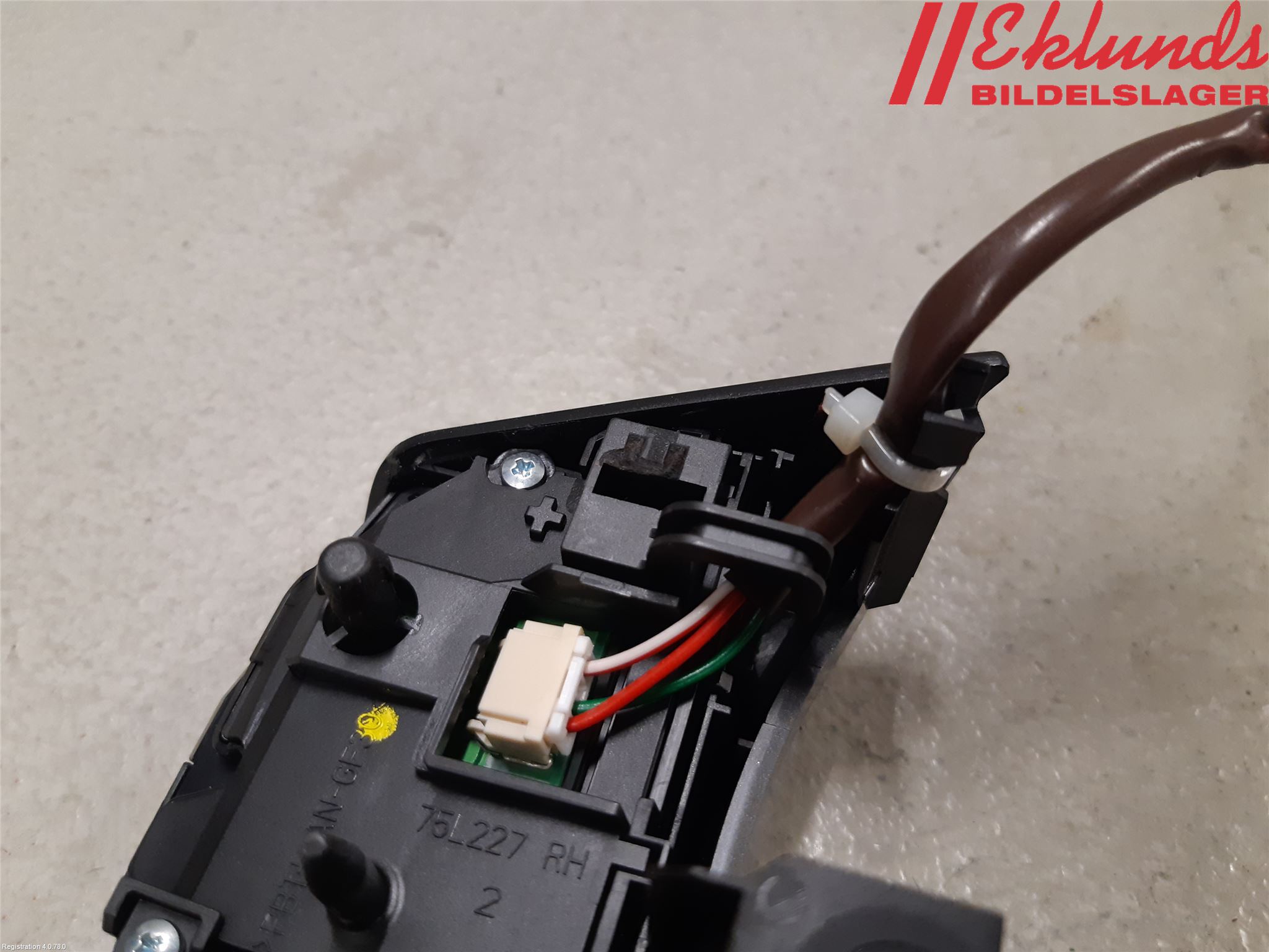 Toyota YARIS XP130 15-20 Spak-Rattreglage Radio