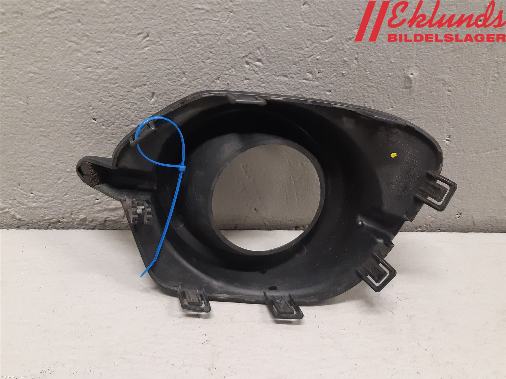 Mitsubishi L200 06-15 Dimljussarg Fram