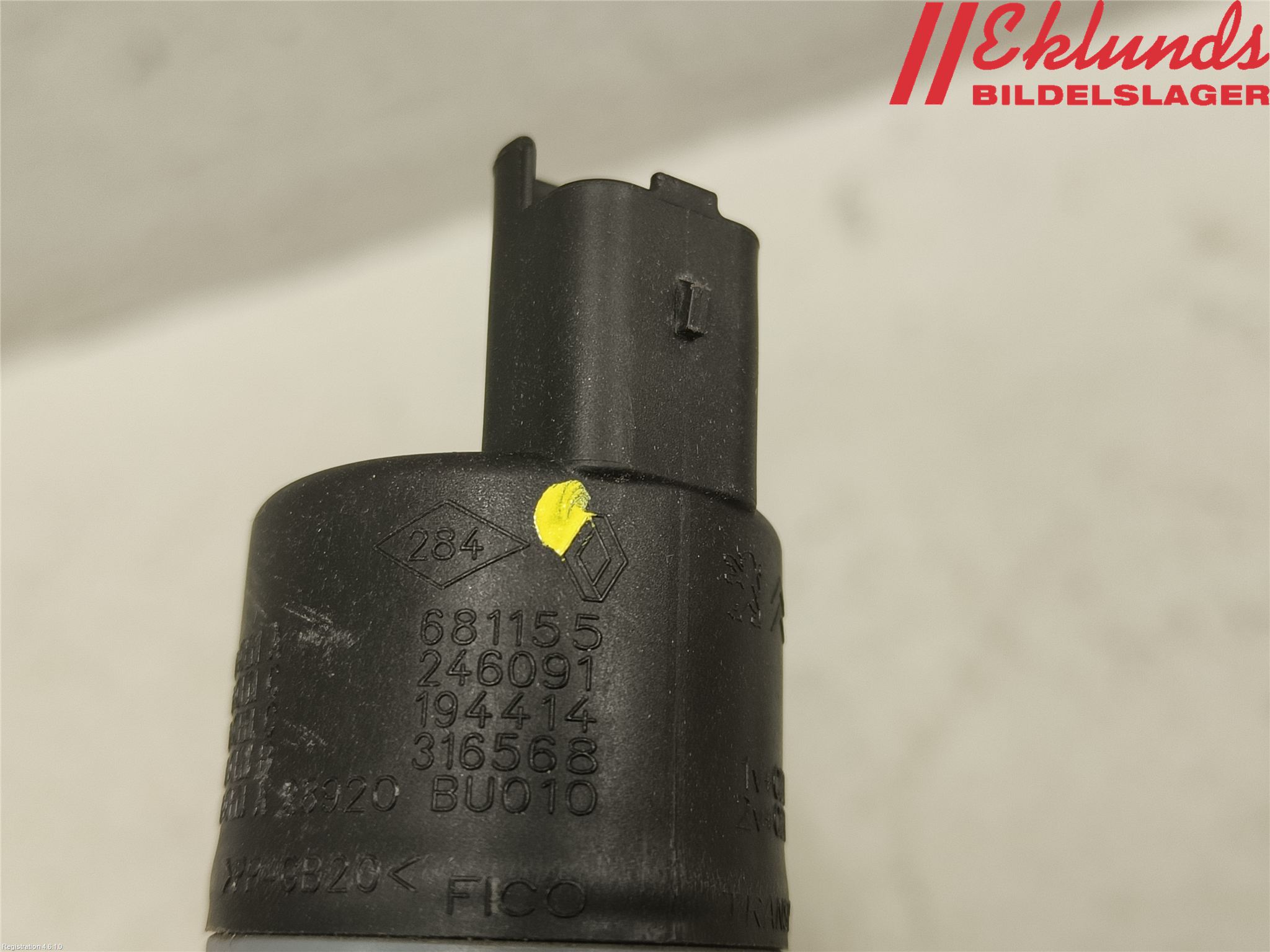Nissan QASHQAI 14-17 Spolarpump Vindruta