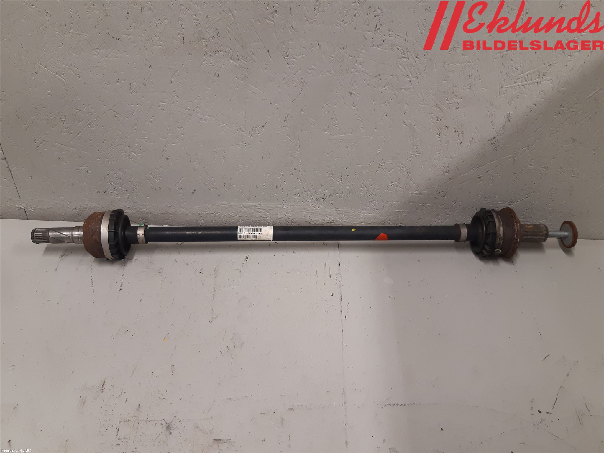 Volvo V90 17->> Drivaxel Bak Vänster
