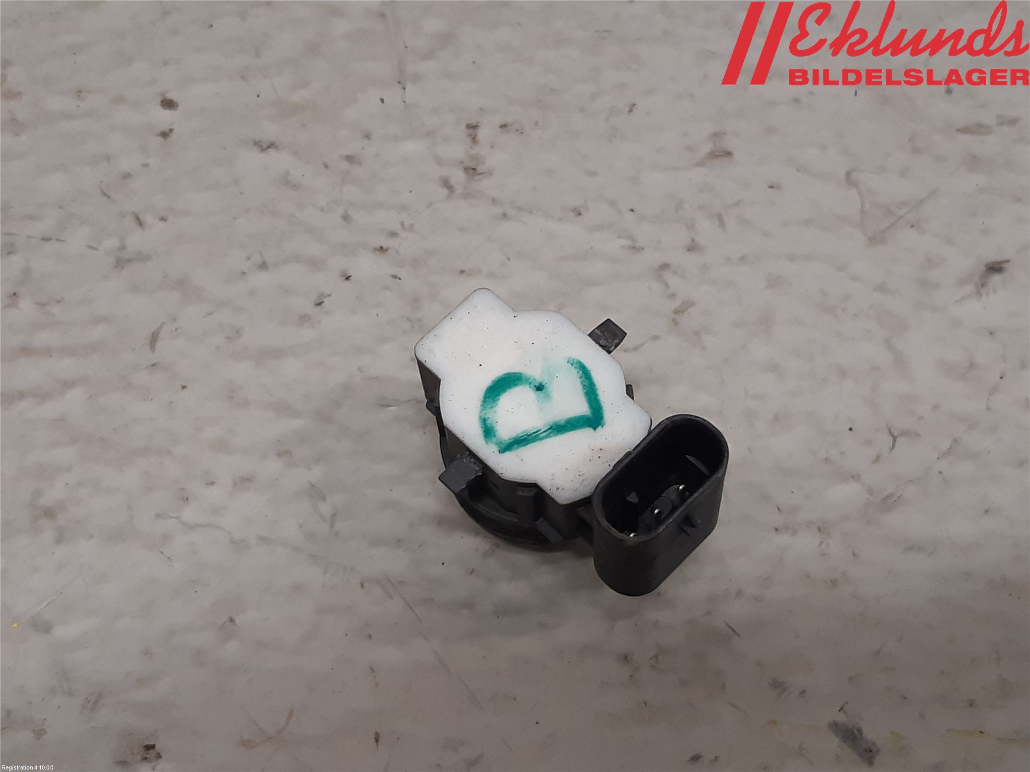 Tesla MODEL S 13- Parkeringshjälp Backsensor