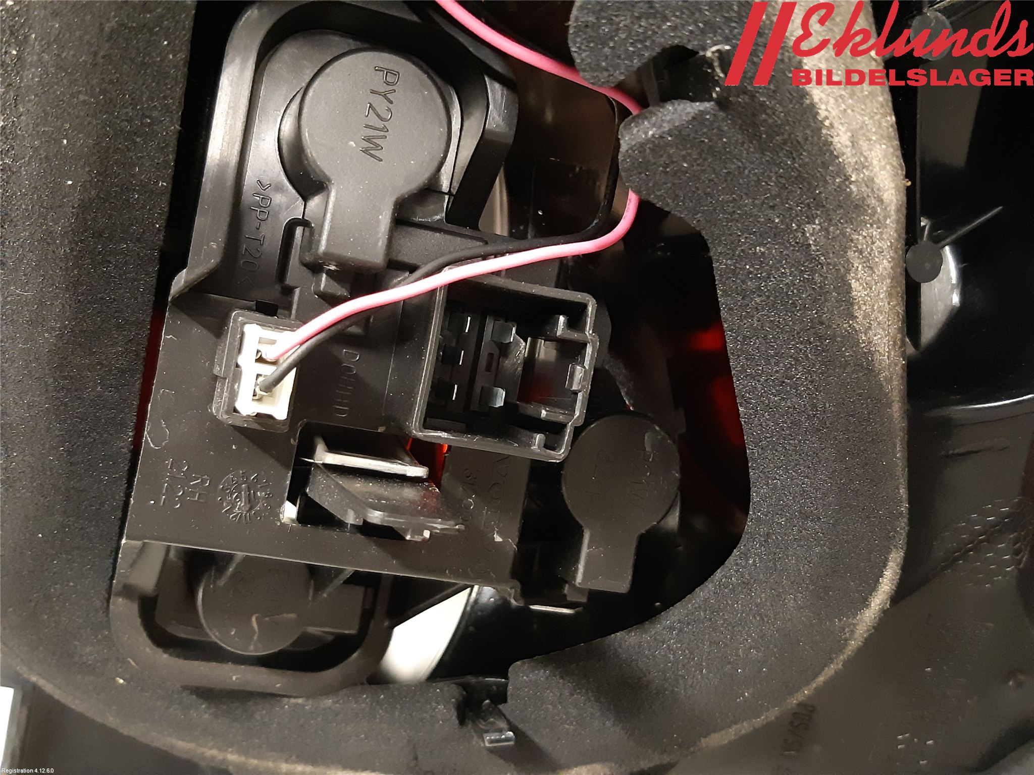 Volvo V40 12-19 Bakljus Höger