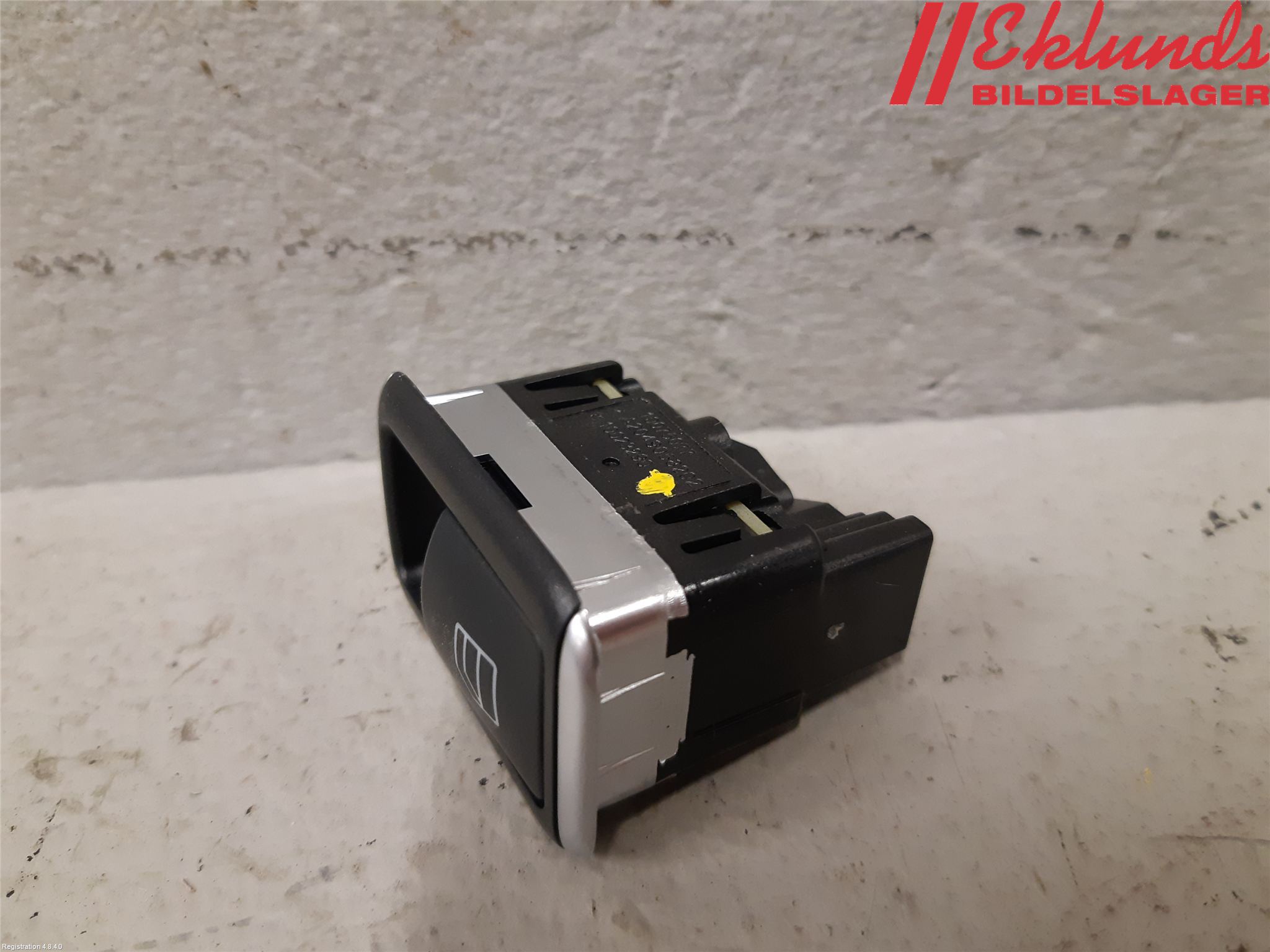 Tesla MODEL X 16- Strömställare Elhiss