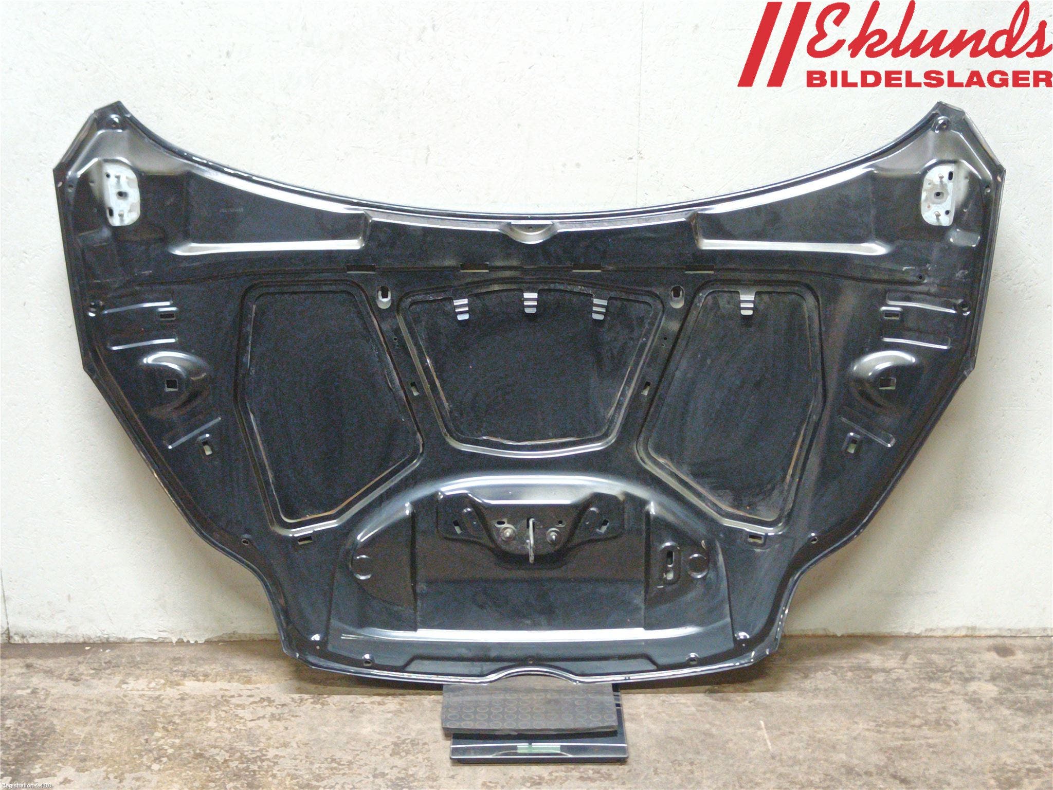 Ford FOCUS 11-14 Huv Fram