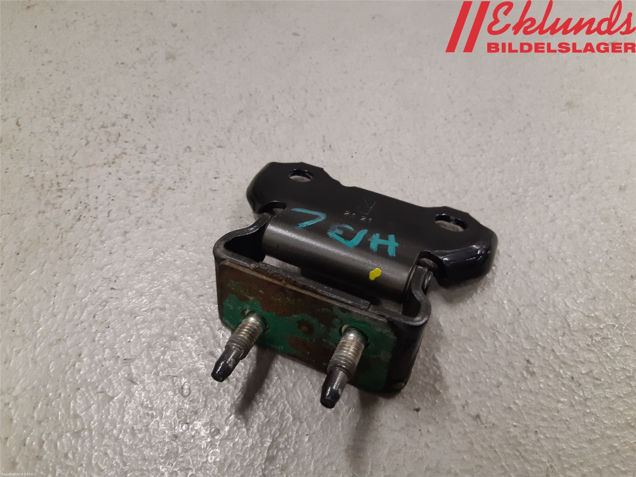 Toyota COROLLA 19- Bakluckegångjärn Hö