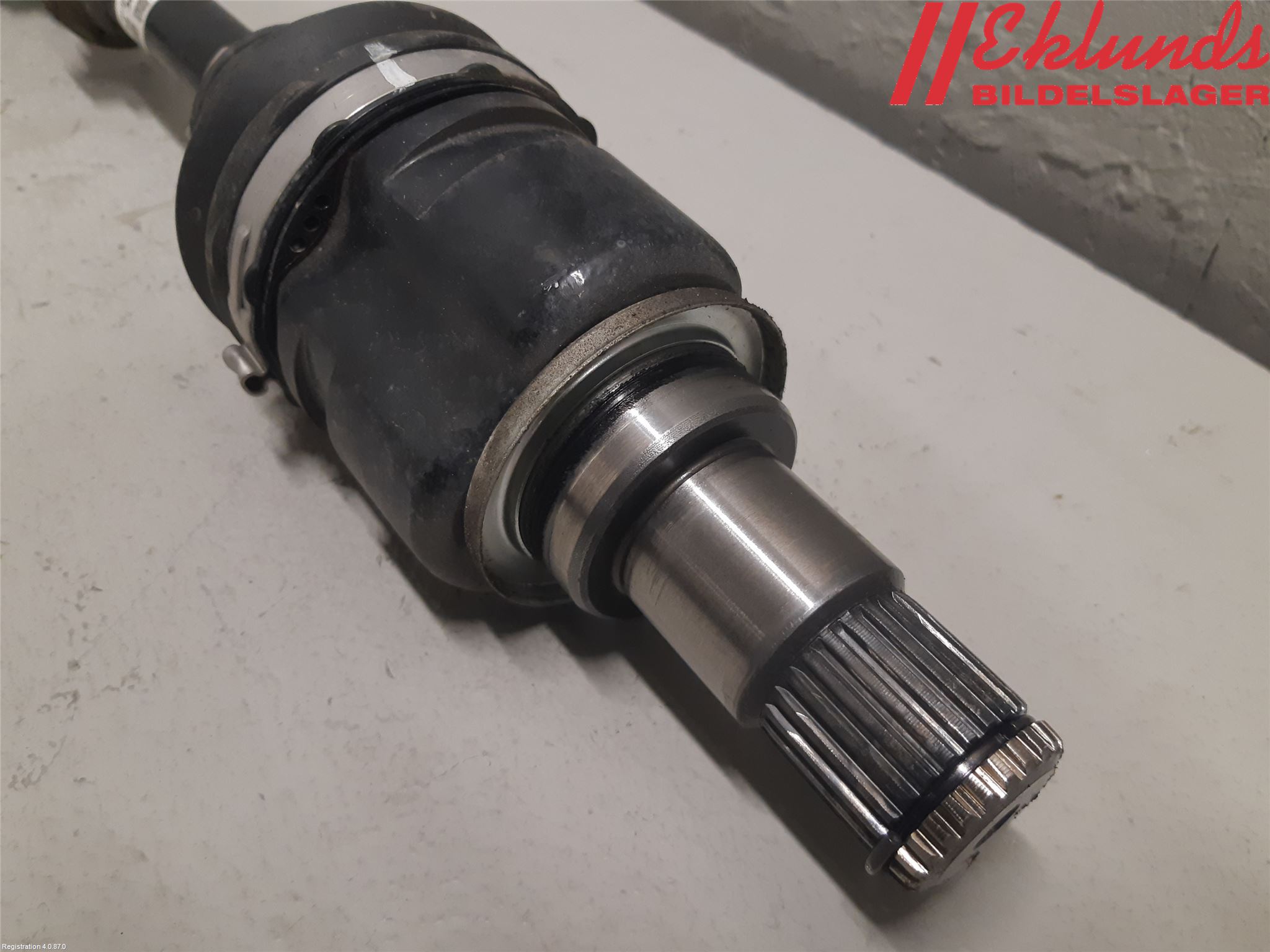 Toyota COROLLA 19- Drivaxel Fram Vänster