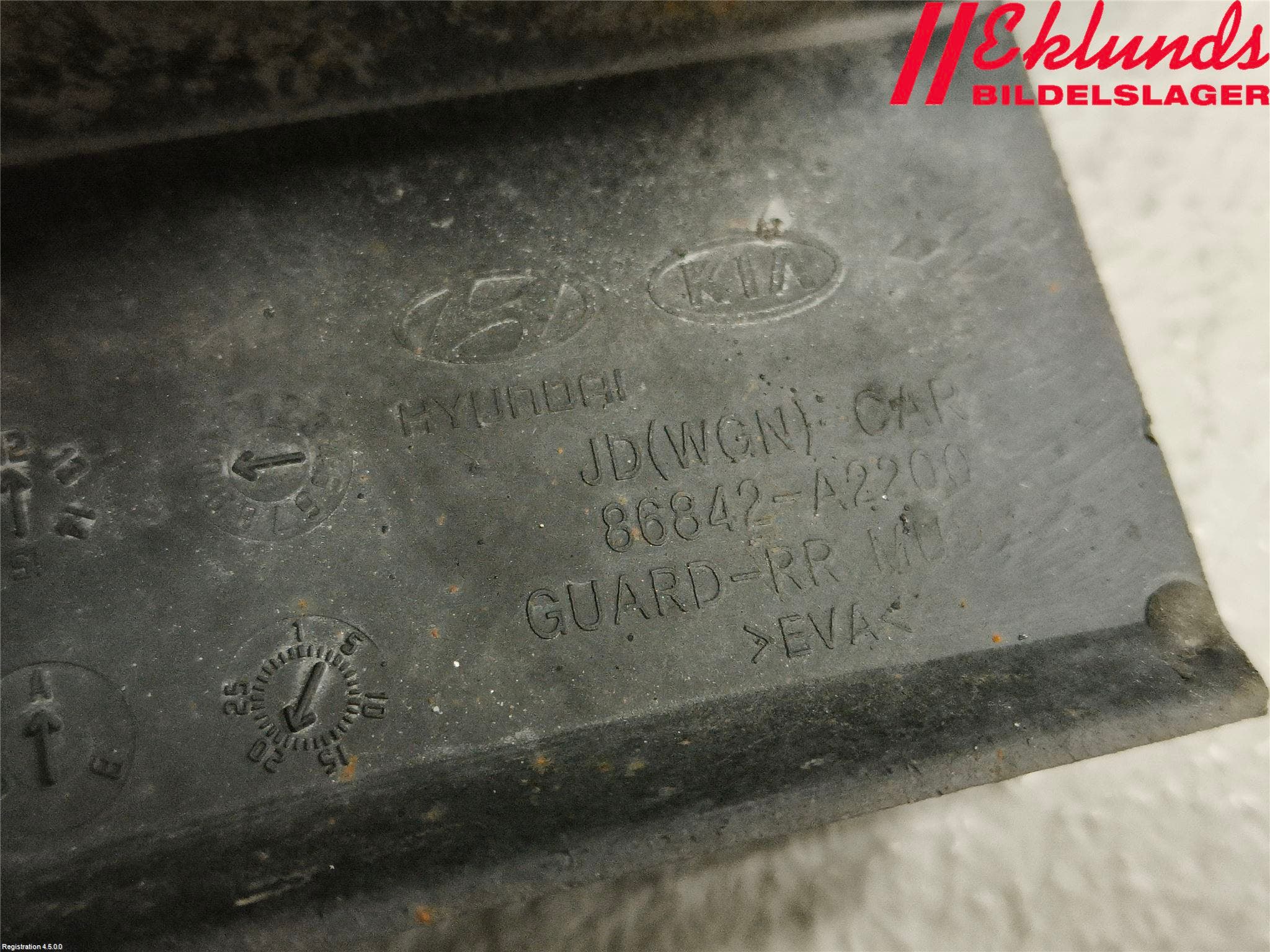 Kia CEED 12-18 Stänkskydd