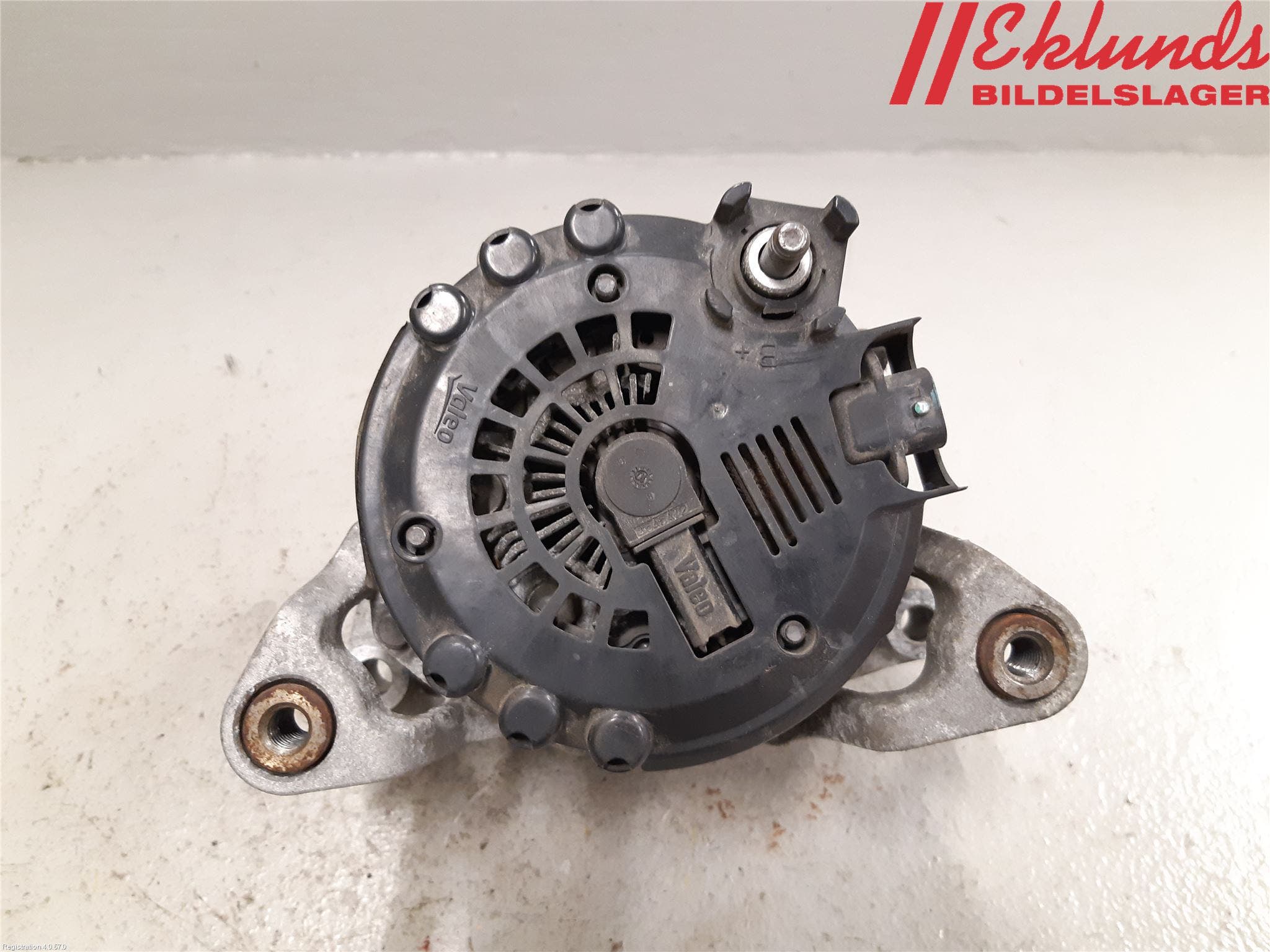 Opel ASTRA J 10-15 Generator