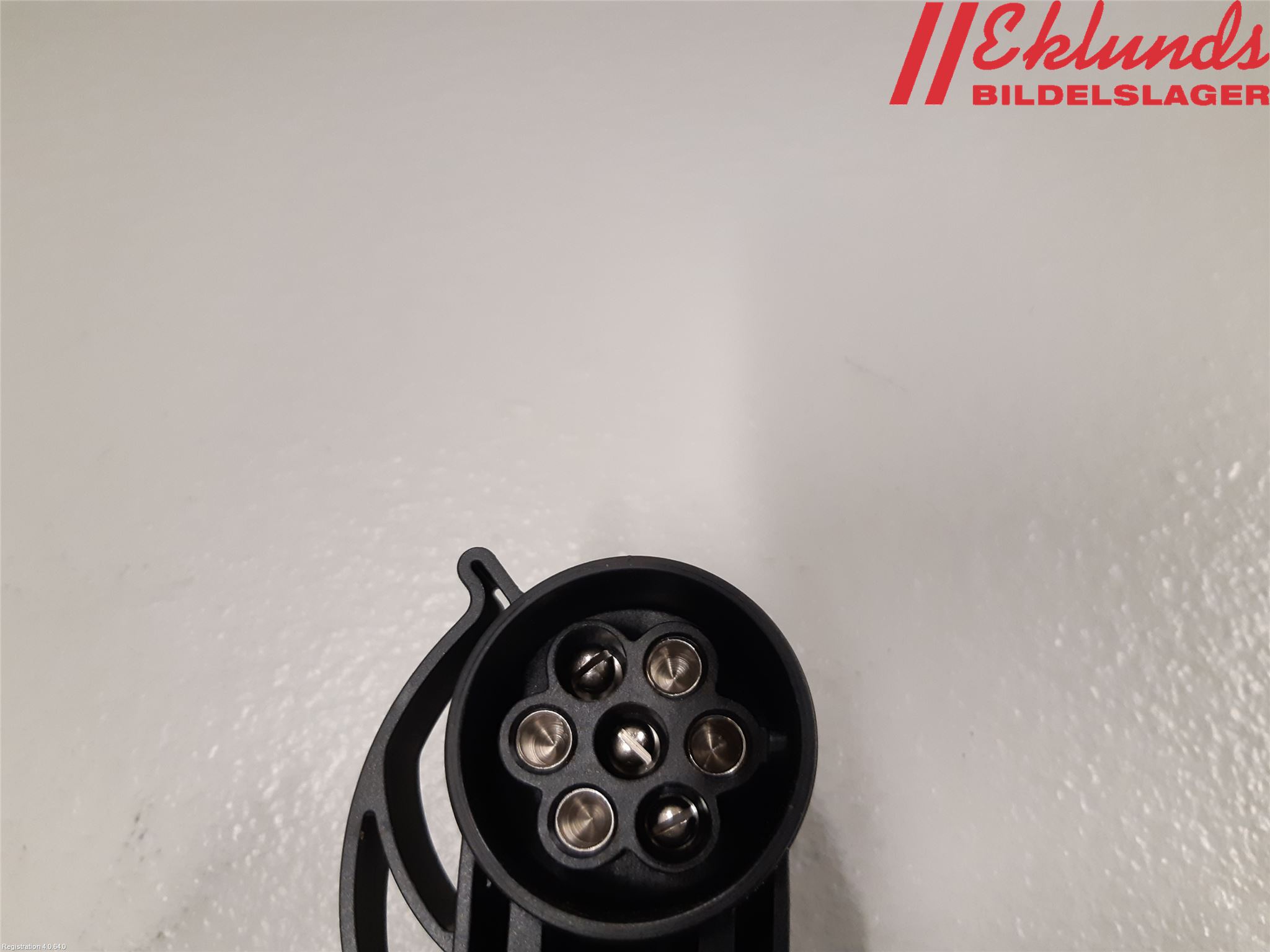 BMW 1 E87/81 5D/3D 03-11 Dragkrok Elsats